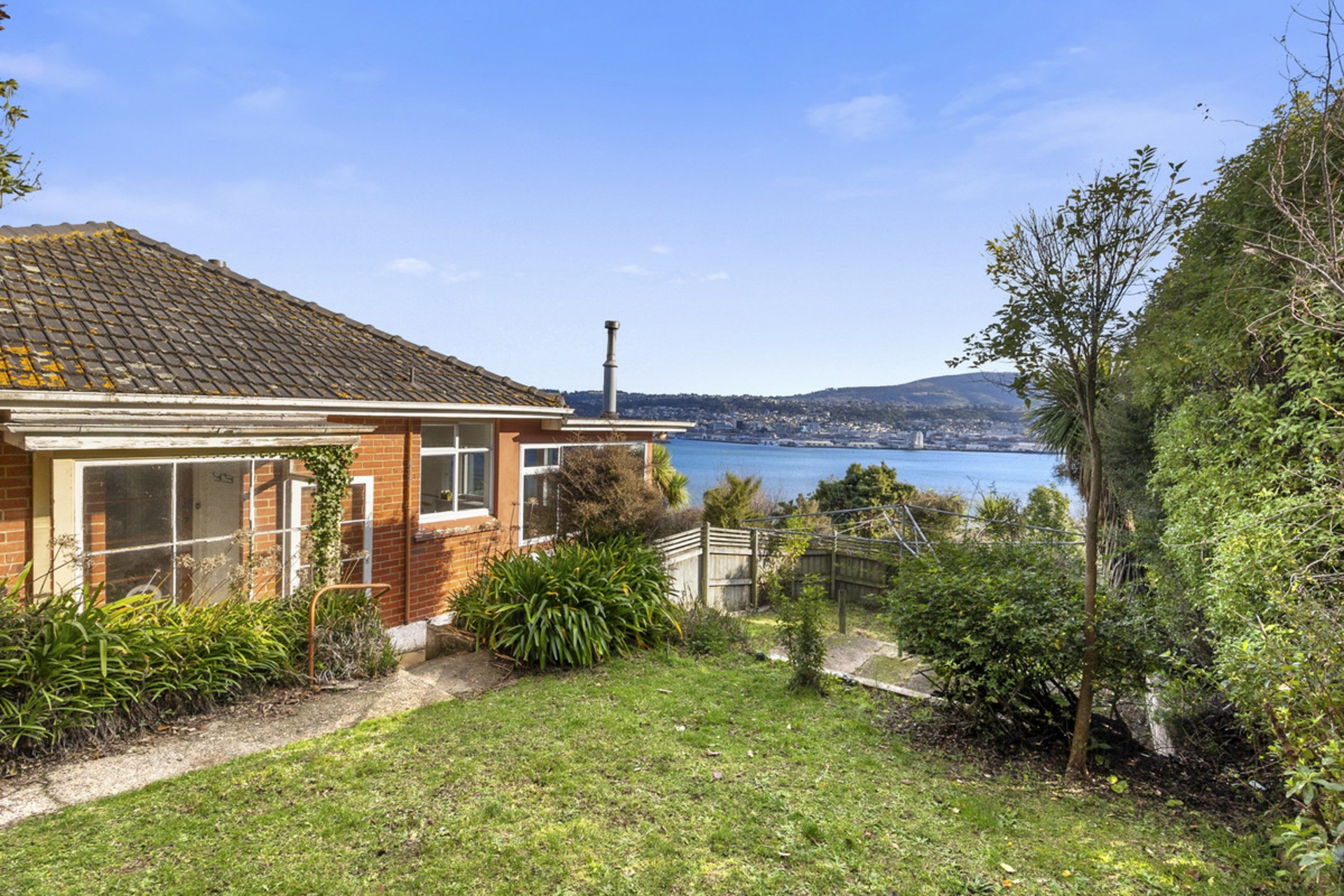 28 Glengyle Street, VAUXHALL