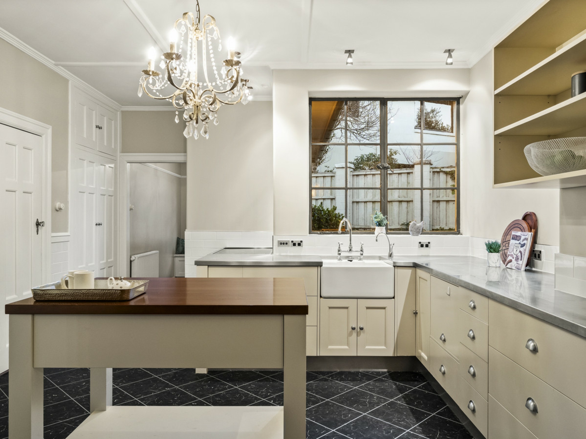 14 Sheen Street, ROSLYN