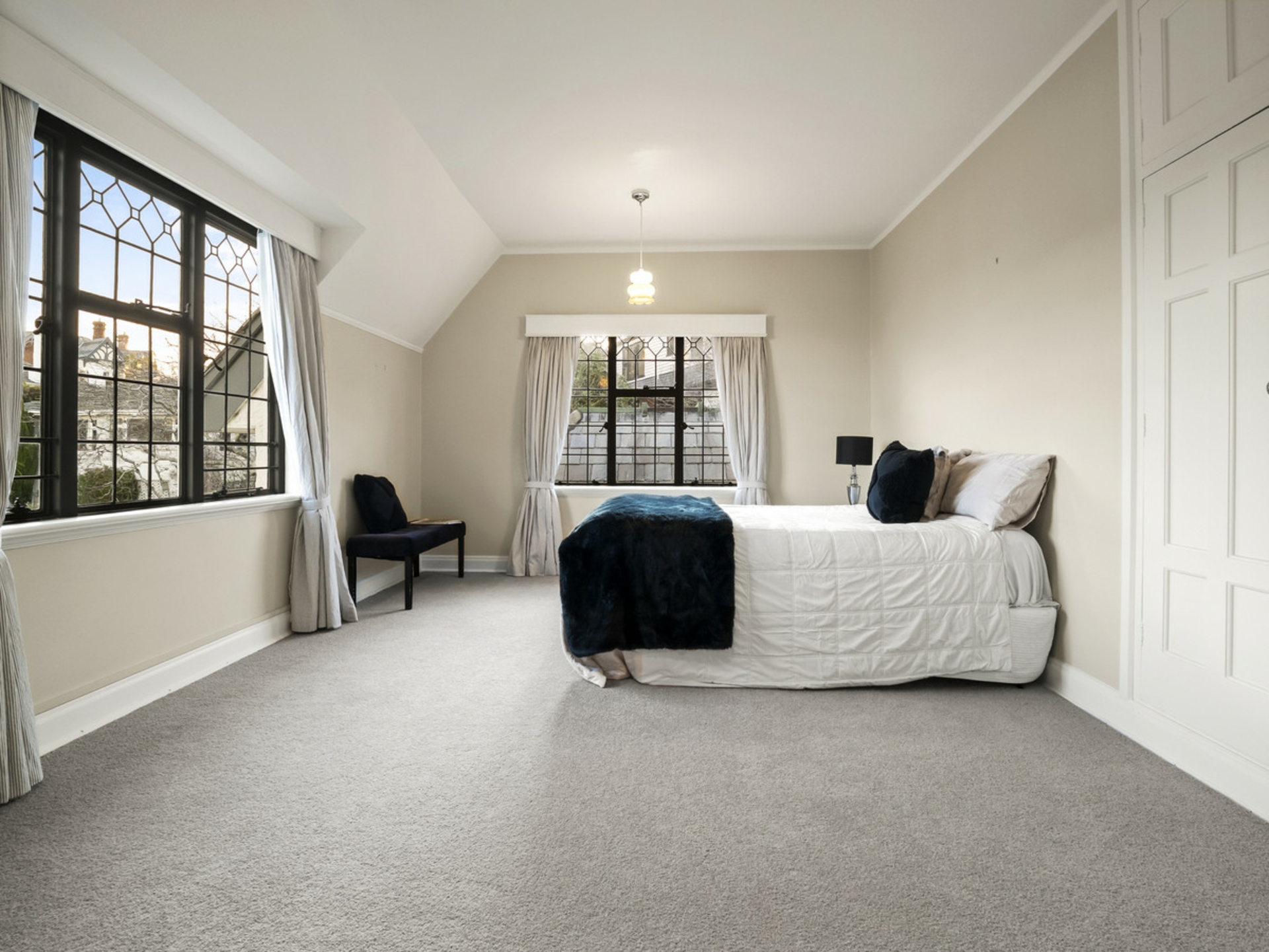 14 Sheen Street, ROSLYN