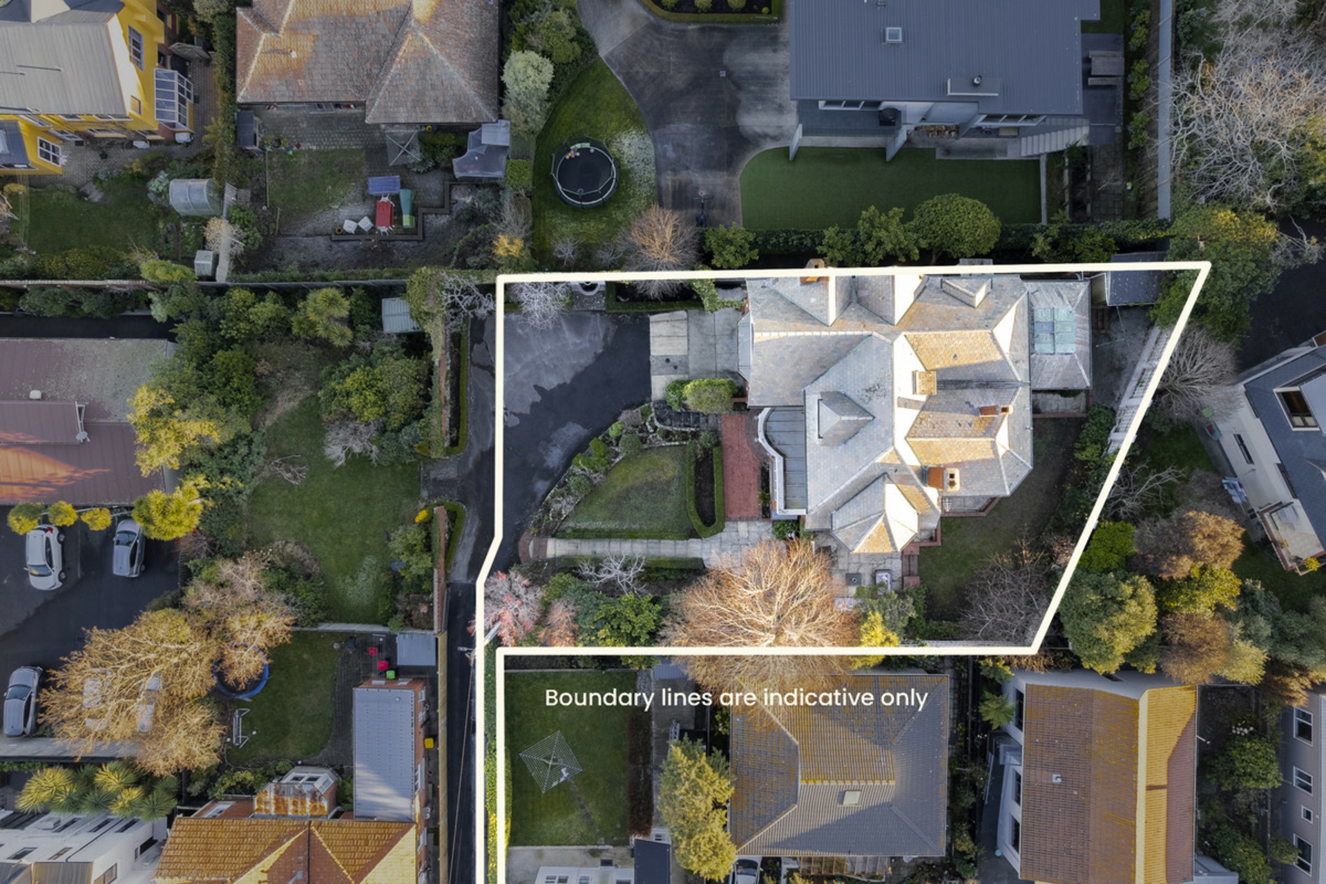 14 Sheen Street, ROSLYN