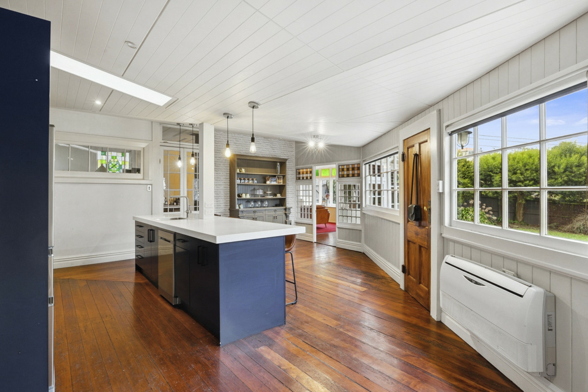 19 Middleton Road, KEW