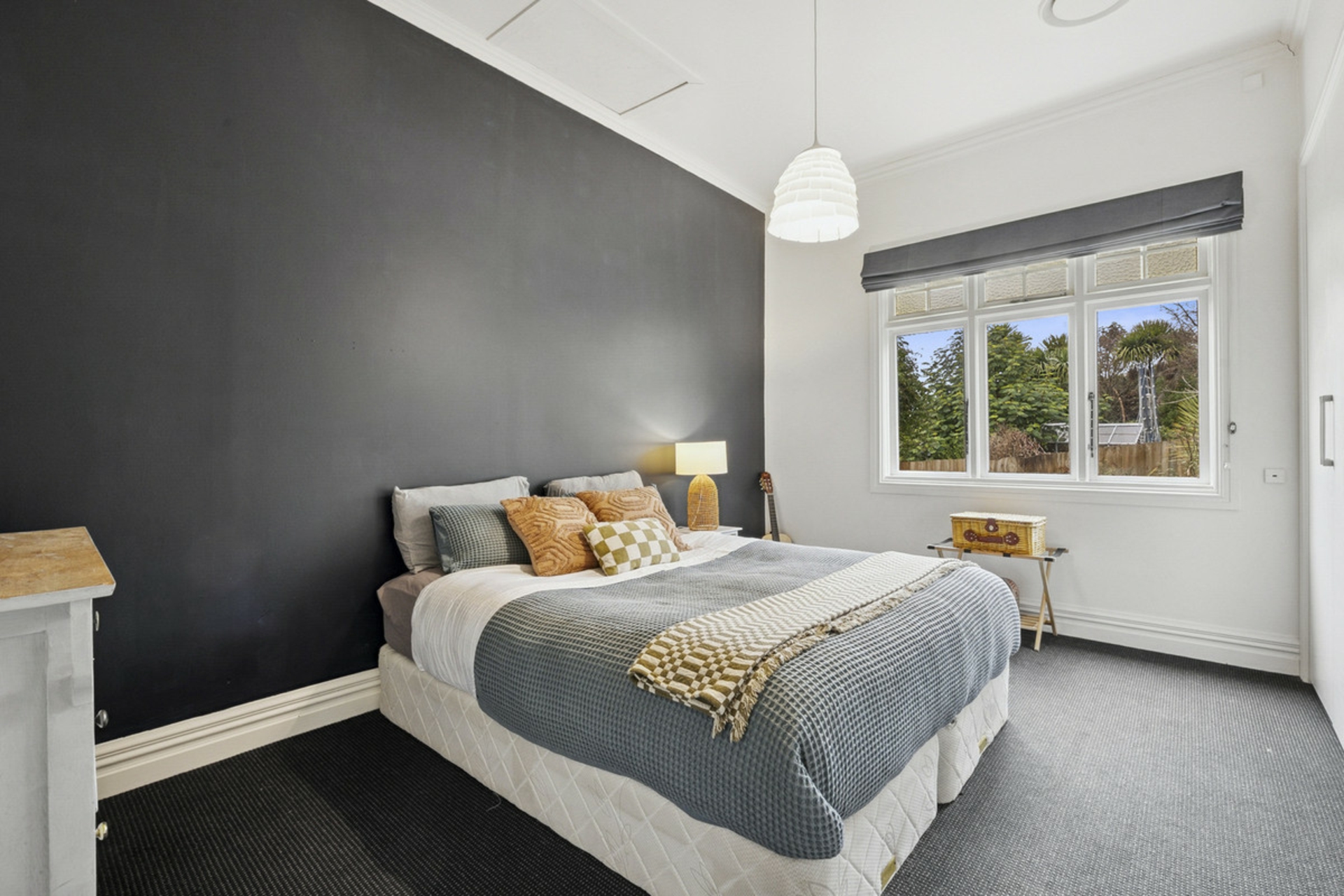 19 Middleton Road, KEW