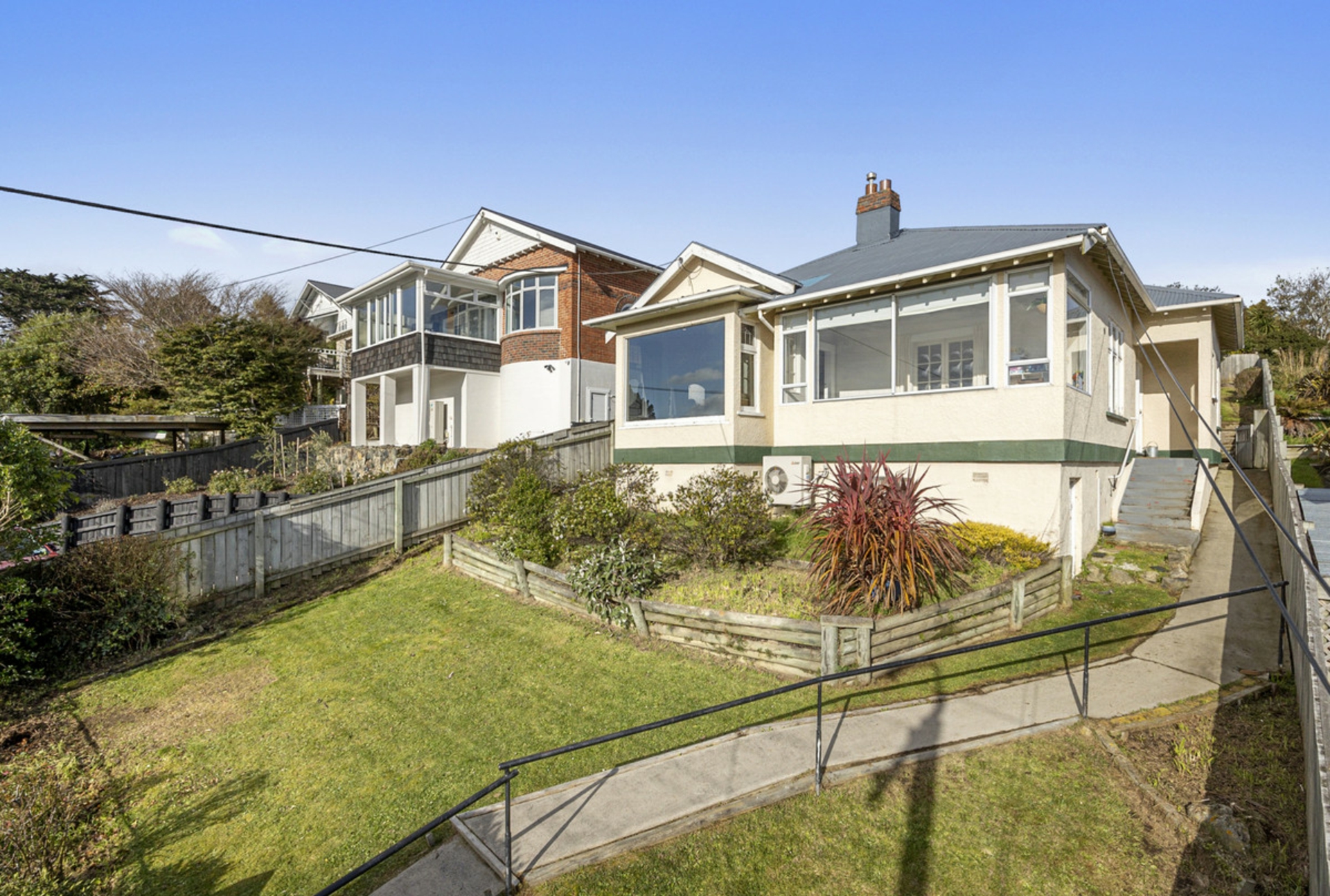 10 Highcliff Road, ANDERSONS BAY