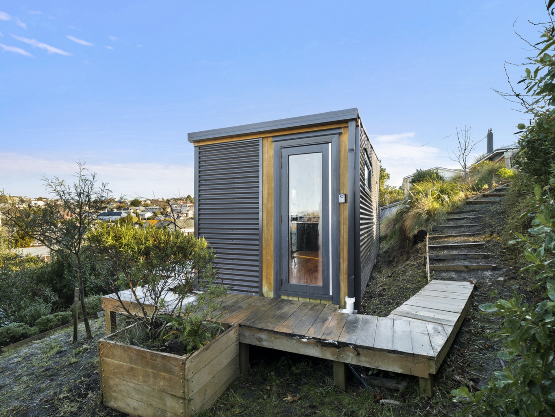 2 Iona Street, MORNINGTON