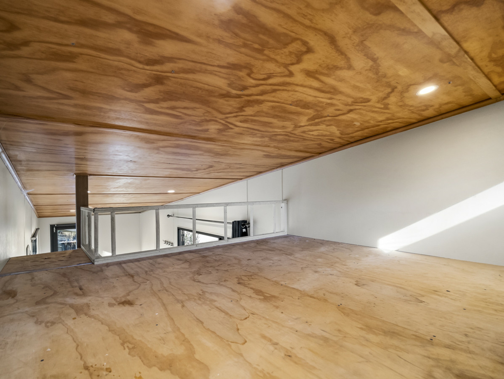 2 Iona Street, MORNINGTON
