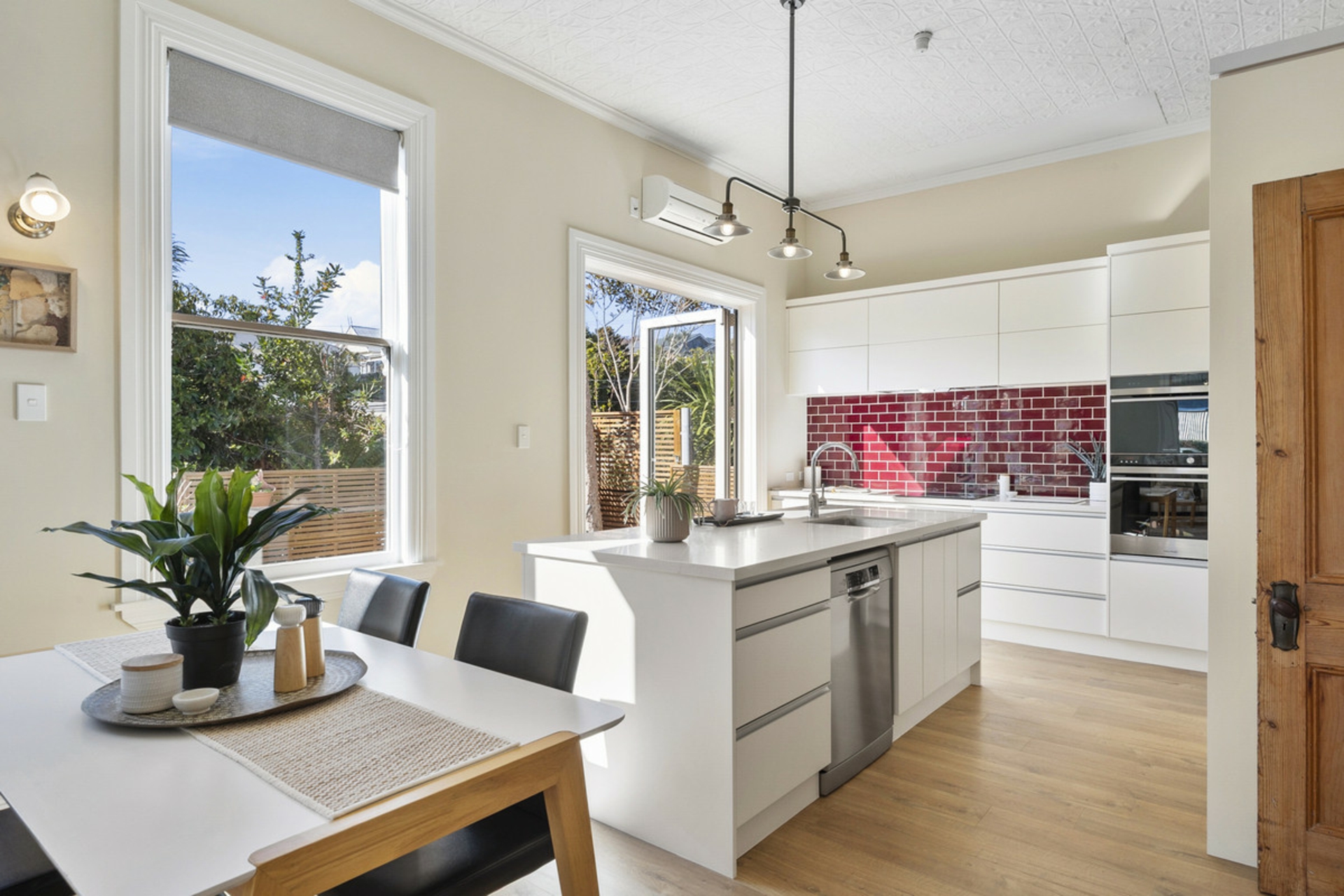 24 Cranston Street, ANDERSONS BAY