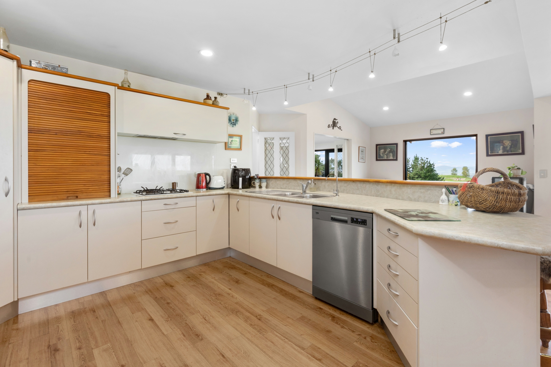 660 Quine Road Morrinsville Lifestyle for Sale LJ Hooker