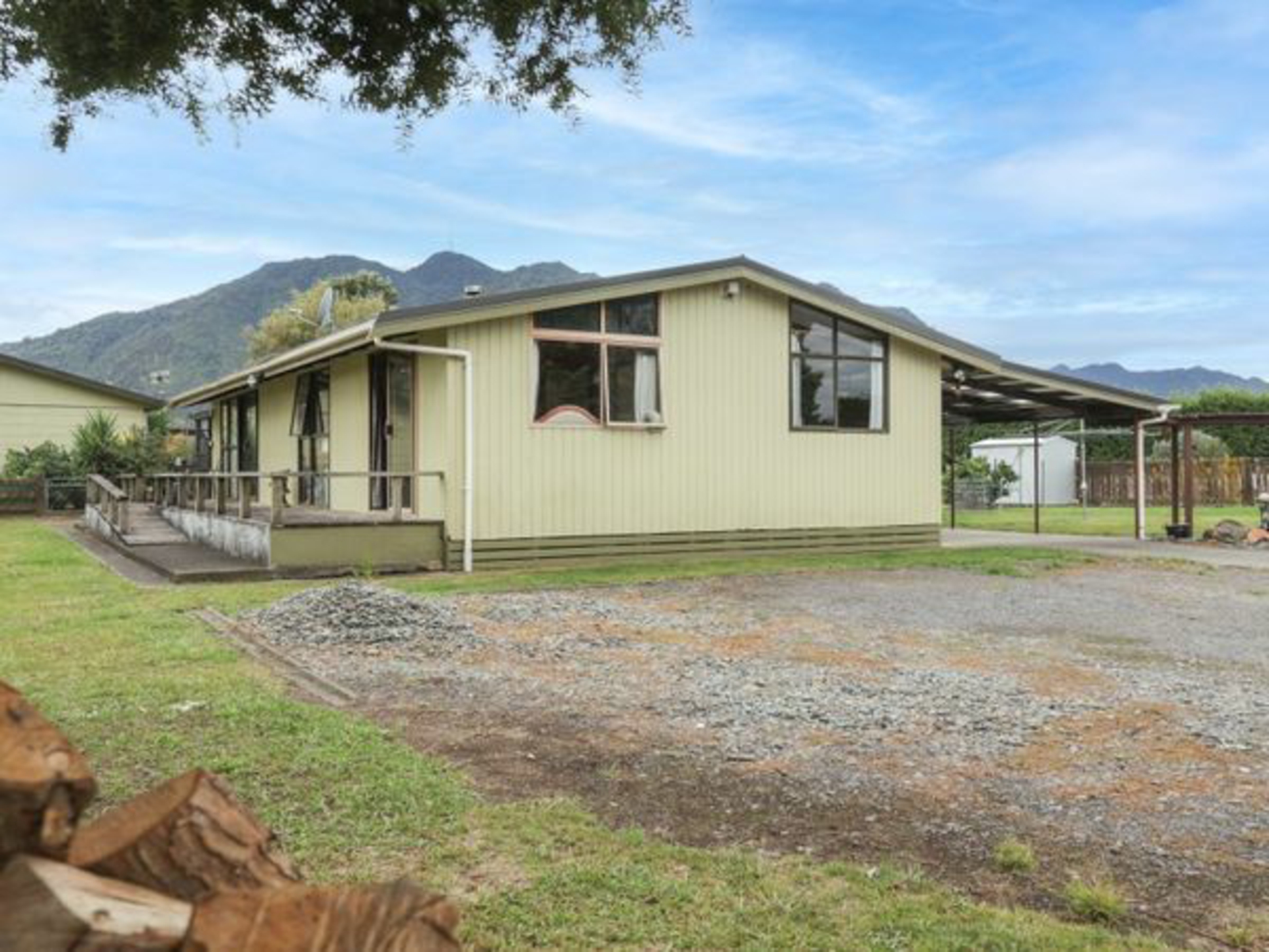 79A & 79B Gordon Avenue Te Aroha Lifestyle for Sale LJ Hooker