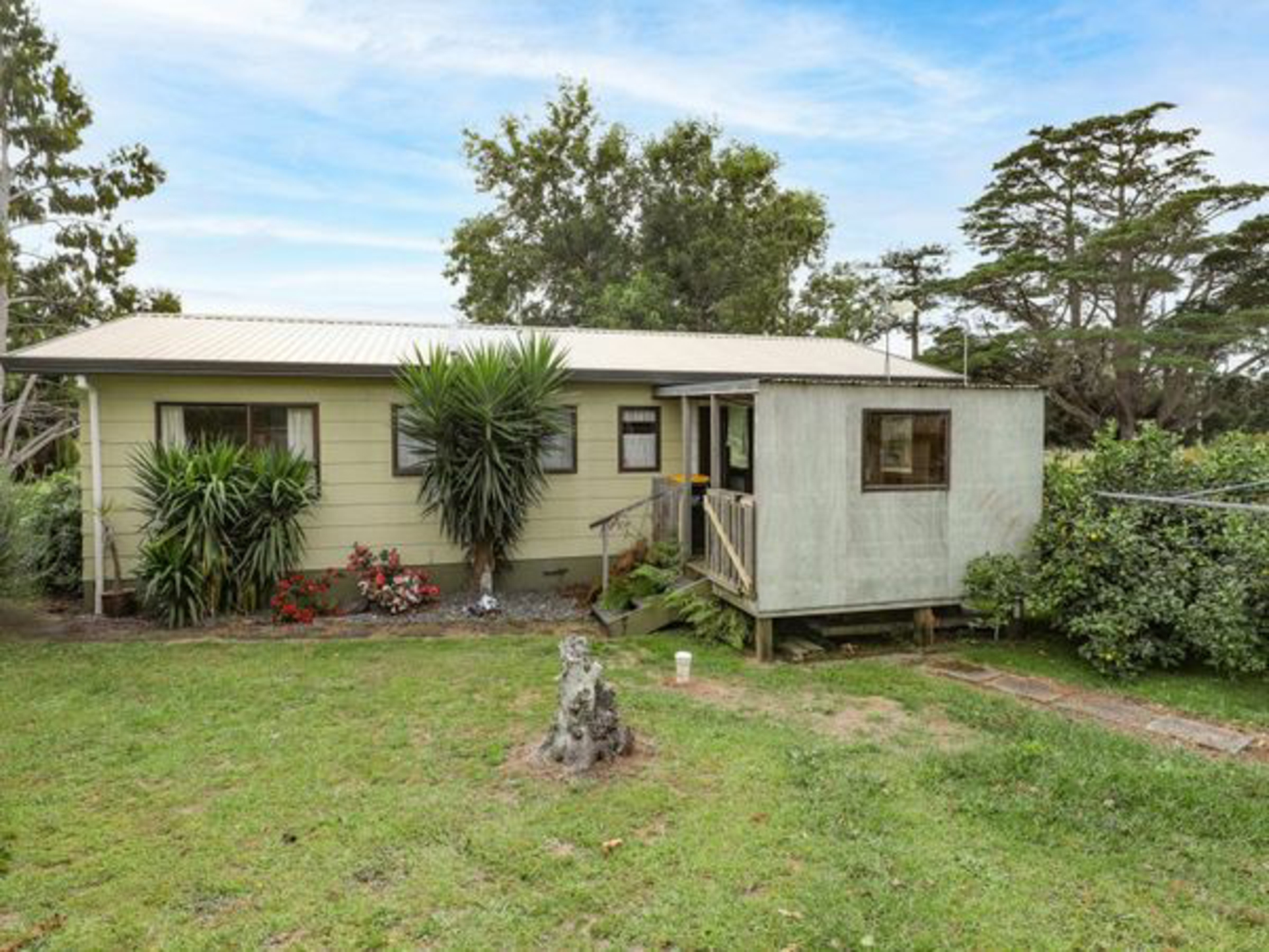 79A & 79B Gordon Avenue Te Aroha Lifestyle for Sale LJ Hooker