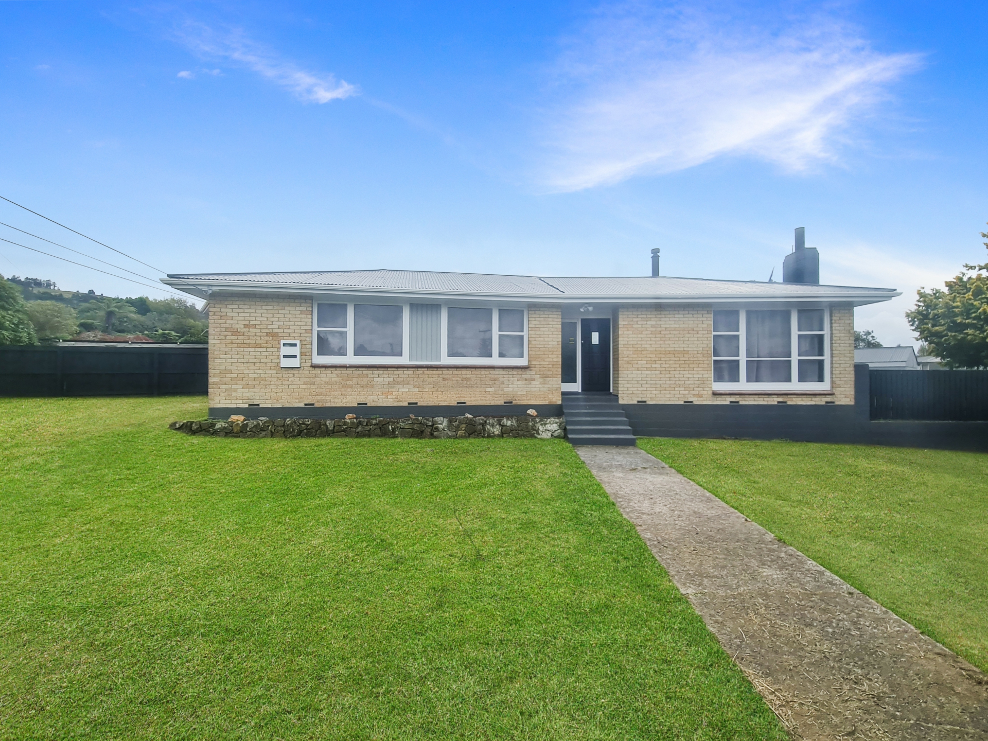 85 Edmund Road, MANGAKAKAHI