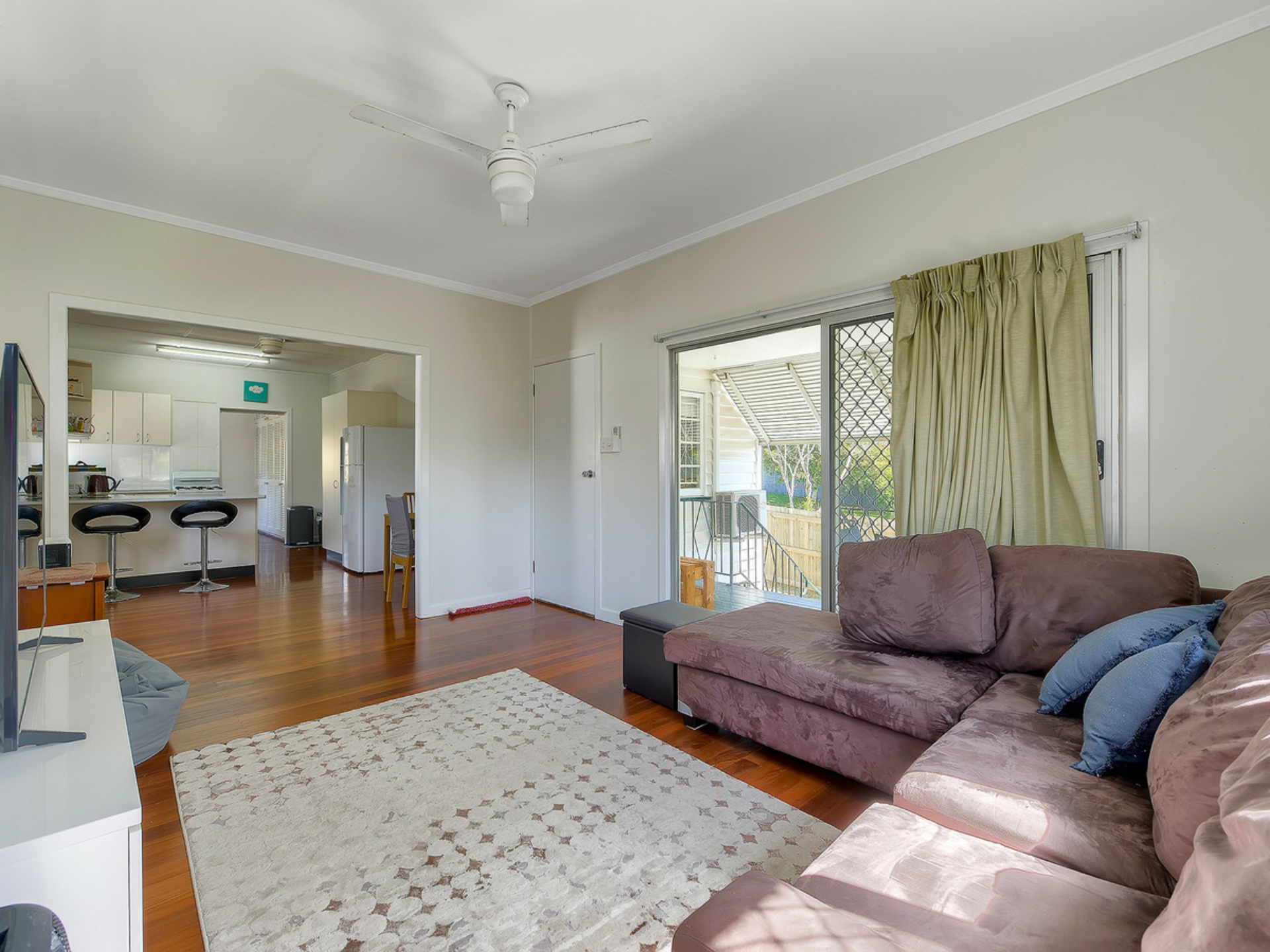 228 Kitchener Road, STAFFORD HEIGHTS