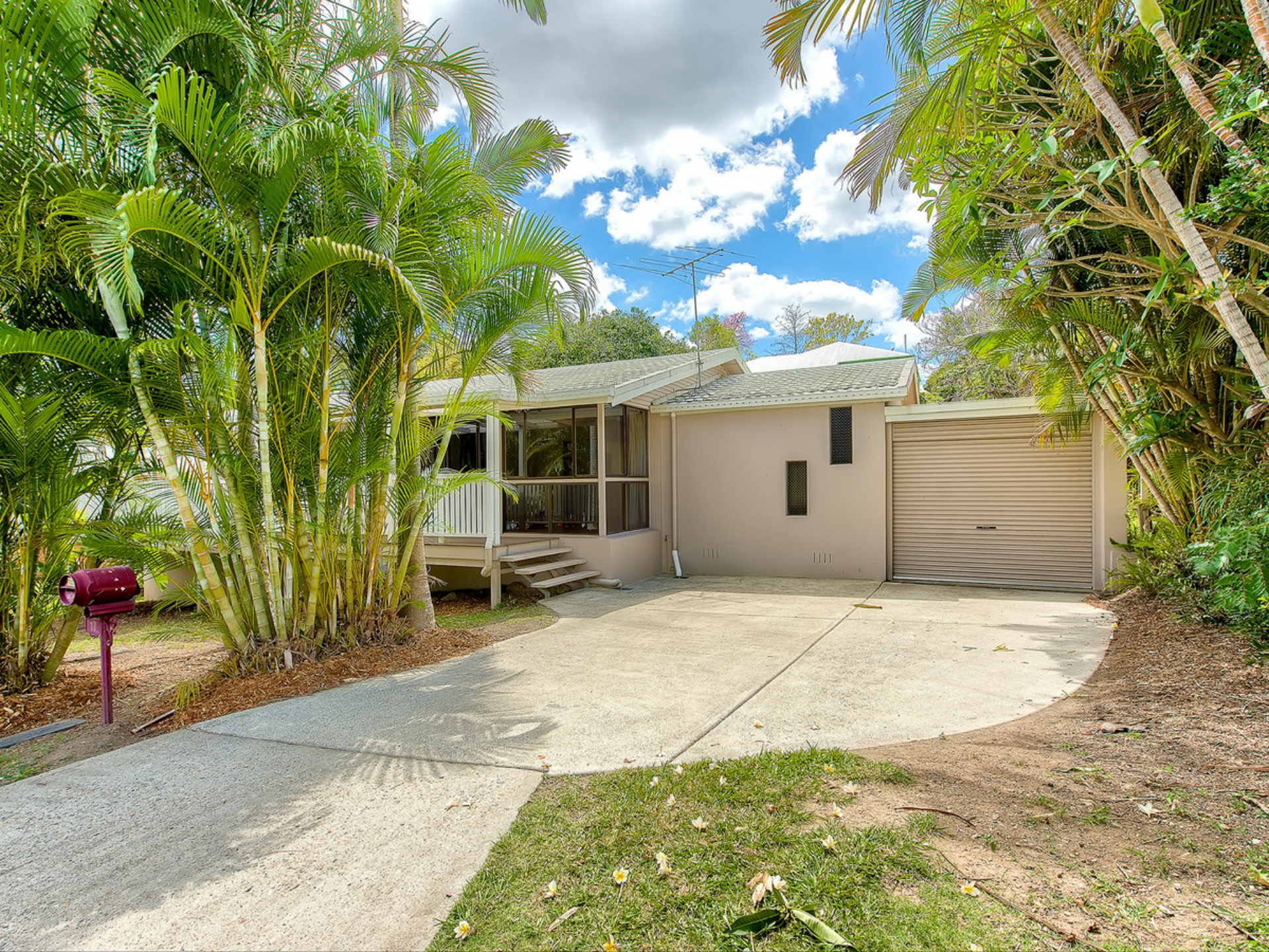 17 Koolewong Street Stafford Heights QLD