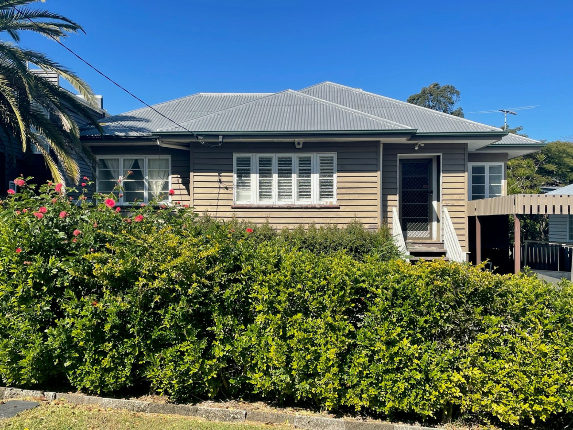 14 Rhodes Street Stafford QLD