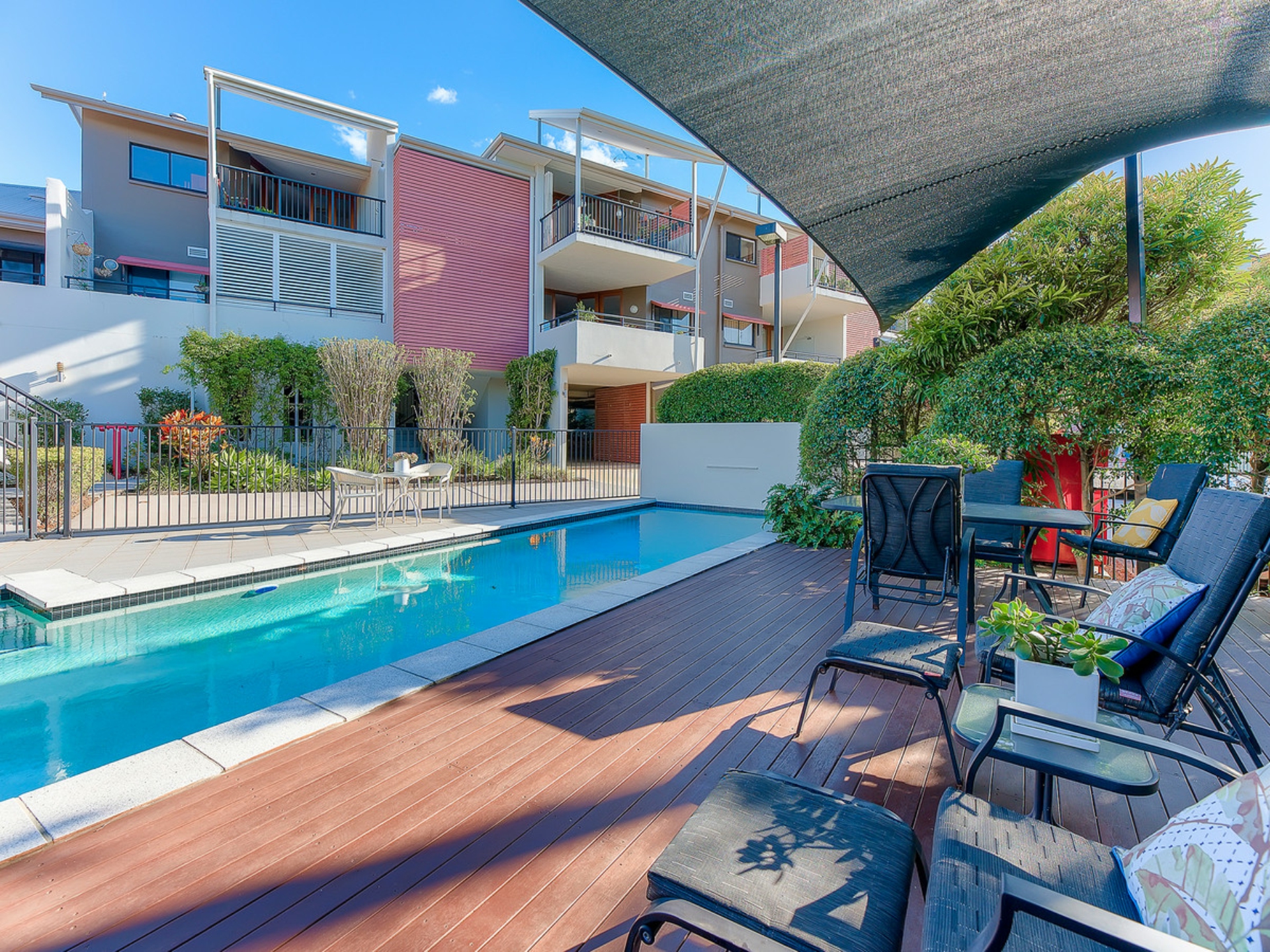 2/21 Wolseley Street, Clayfield