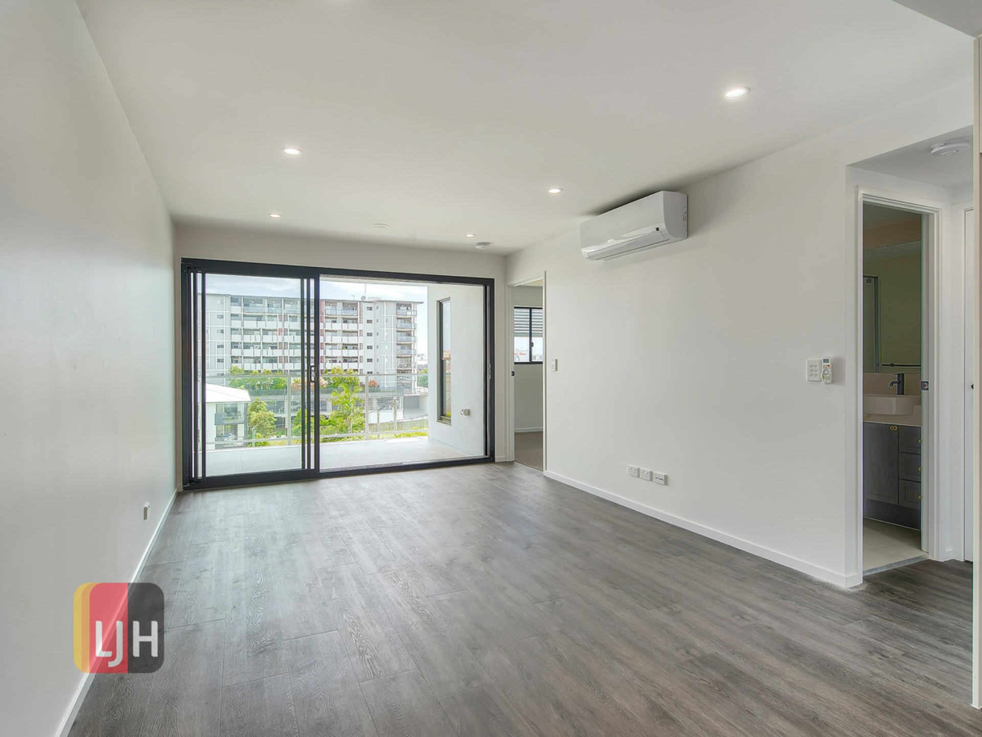 24/21 Sparkes Street, CHERMSIDE