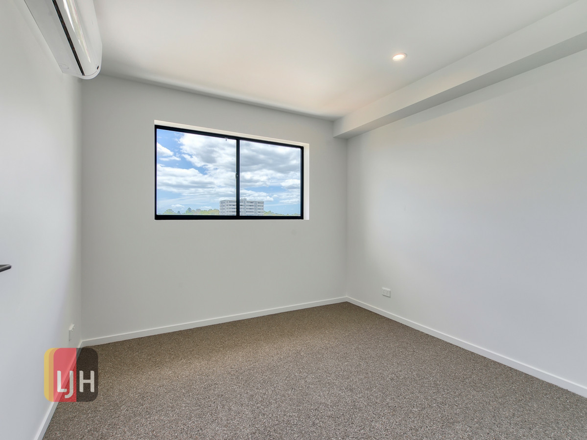 24/21 Sparkes Street, CHERMSIDE