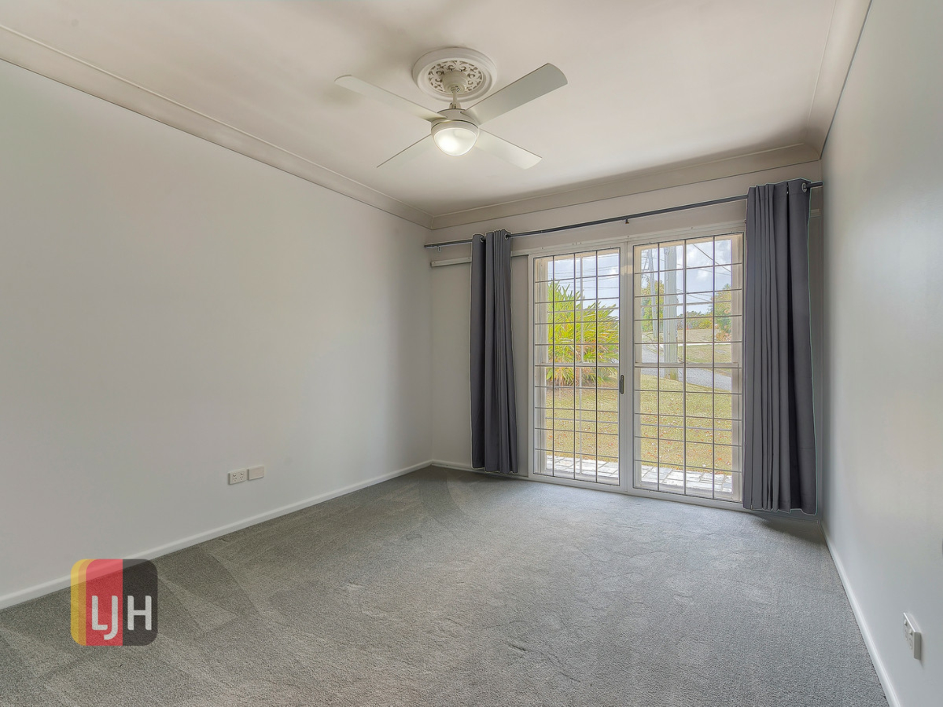 8 Belfort Street, STAFFORD HEIGHTS