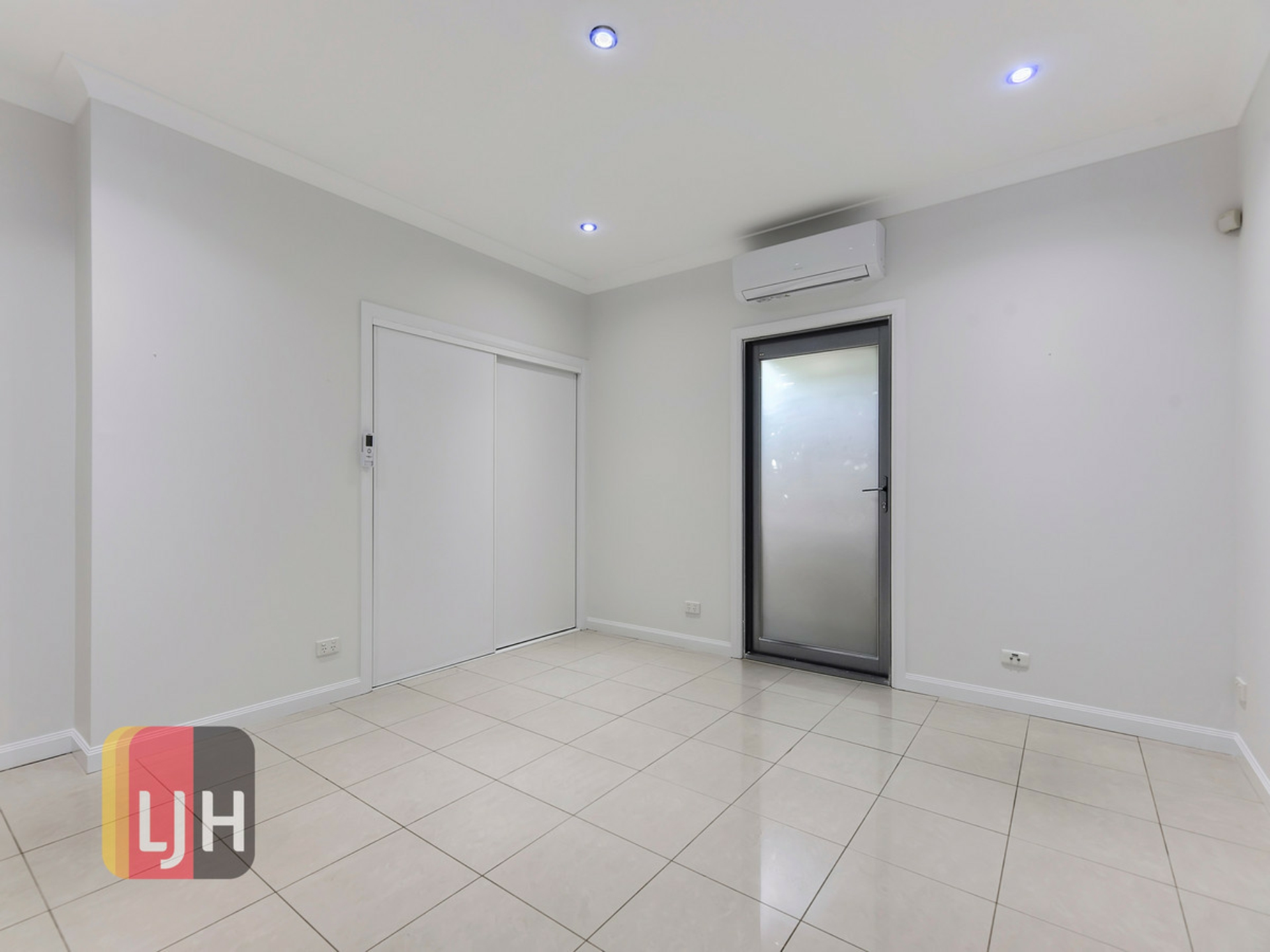 24 Armentieres Street, Kedron