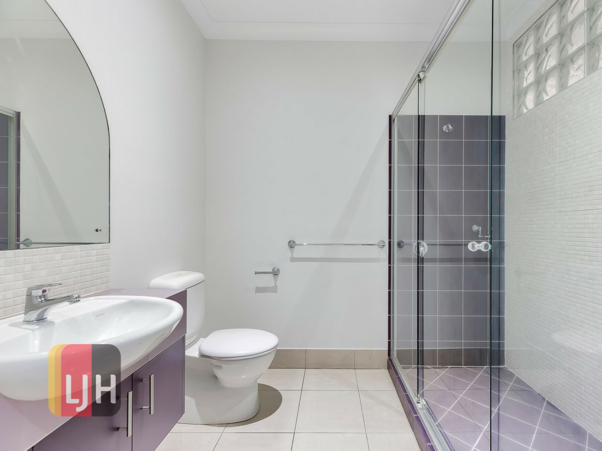 24 Armentieres Street, Kedron