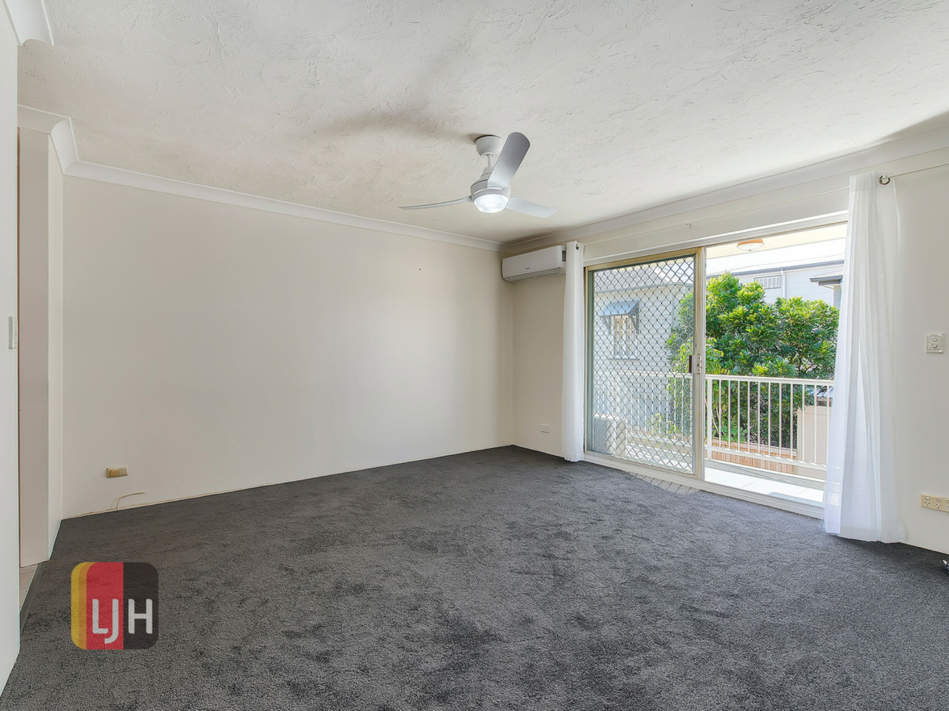 2/74 Broughton Road, KEDRON