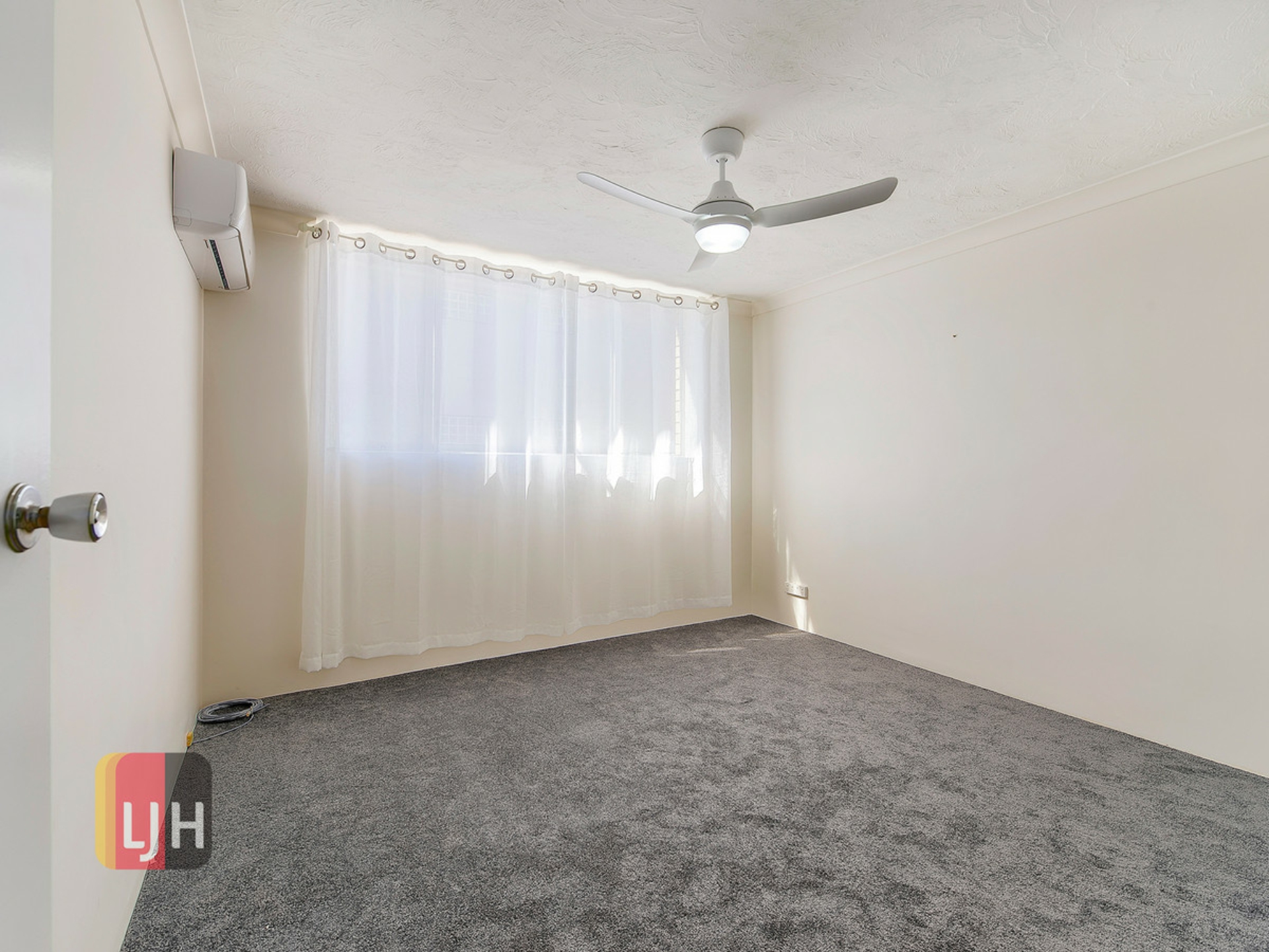 2/74 Broughton Road, KEDRON