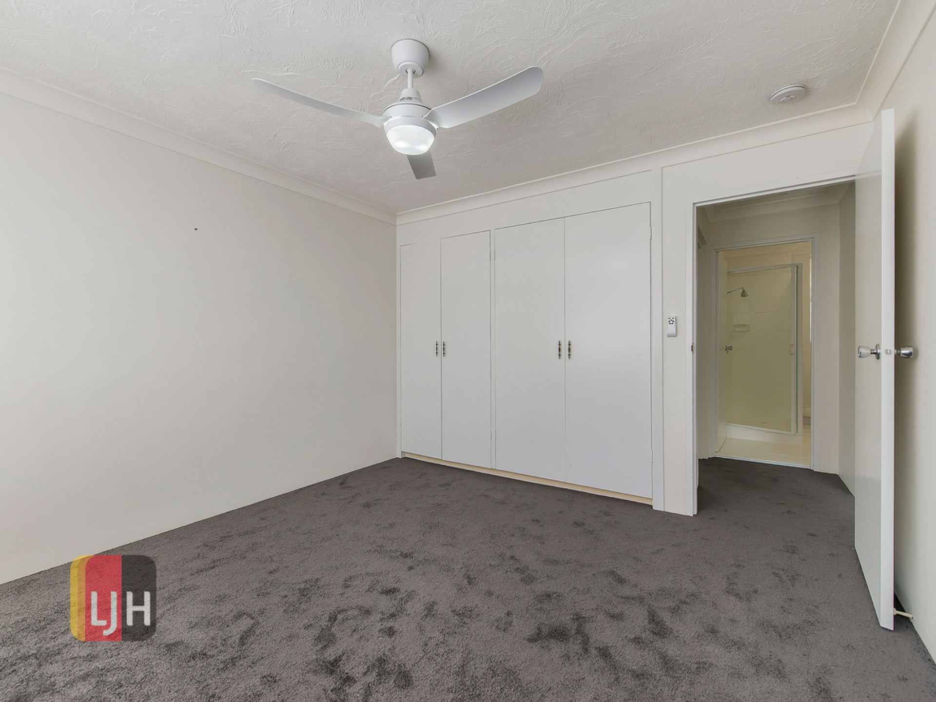 2/74 Broughton Road, KEDRON