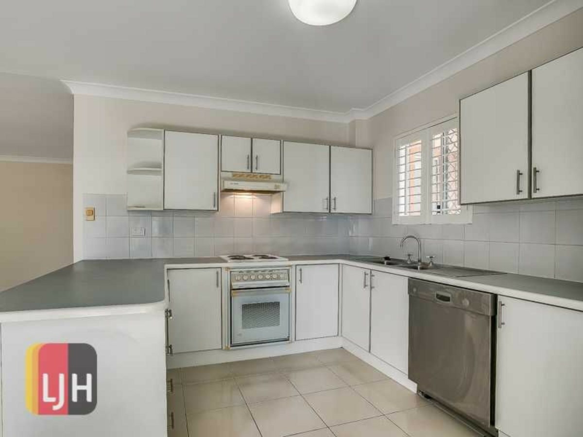 5/27 Silva Street, ASCOT