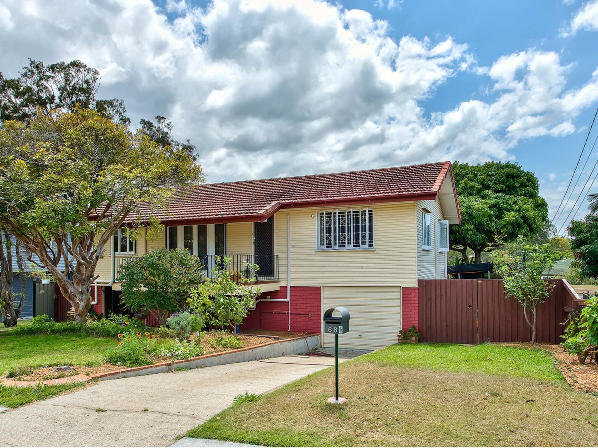 68 Niven Street Stafford Heights QLD
