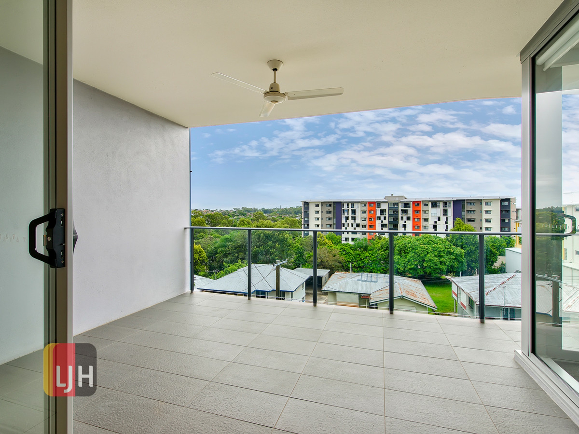 15/26-28 Western Avenue, CHERMSIDE