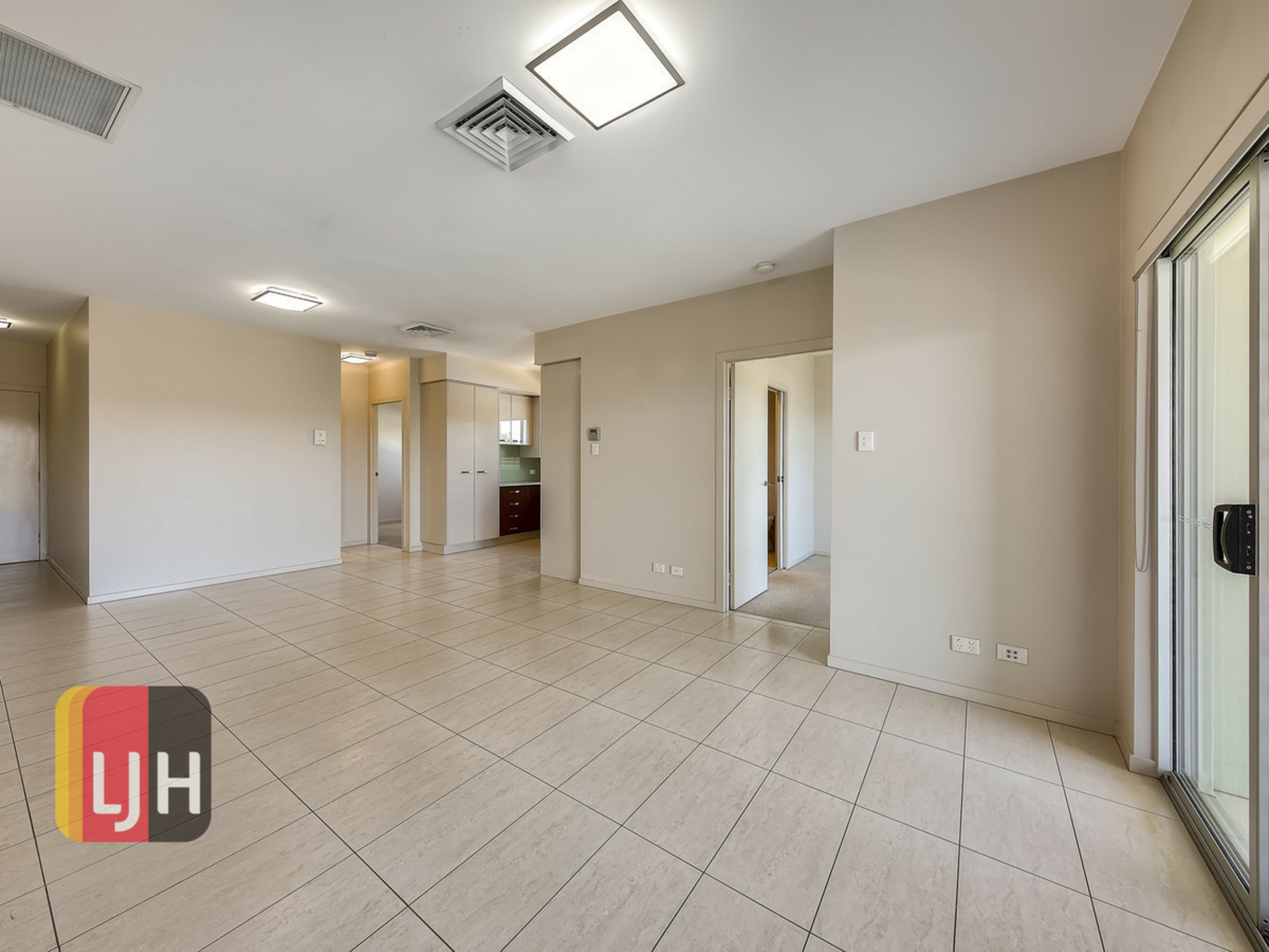 9/9 Zenith Avenue, CHERMSIDE