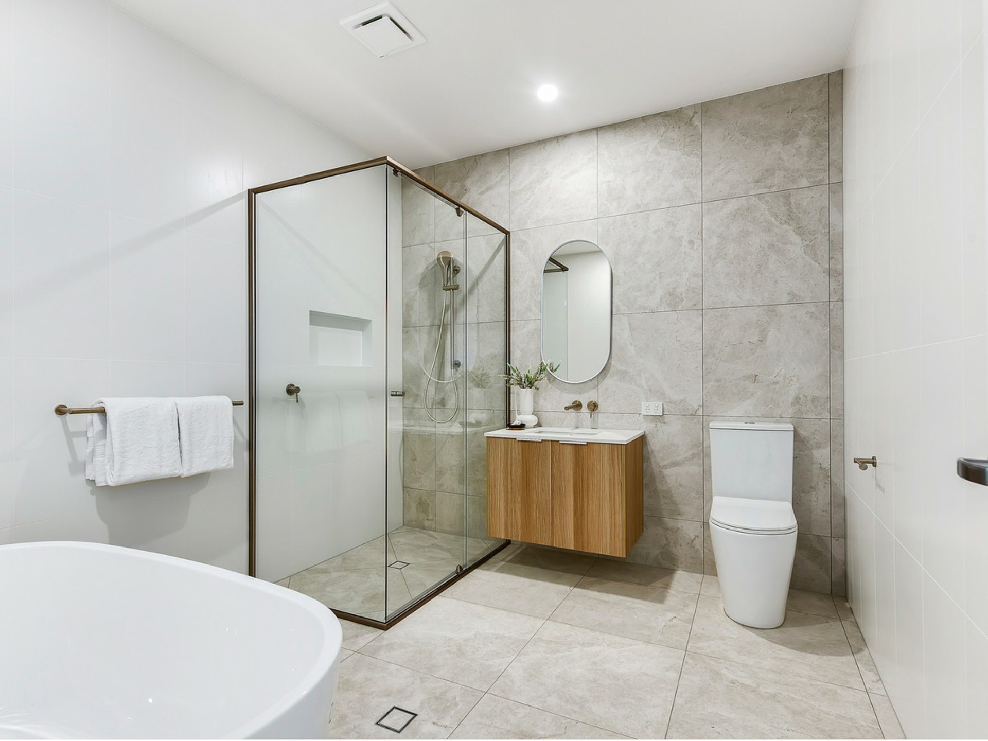 2,5,6/9 McKenzie Street, WINDSOR