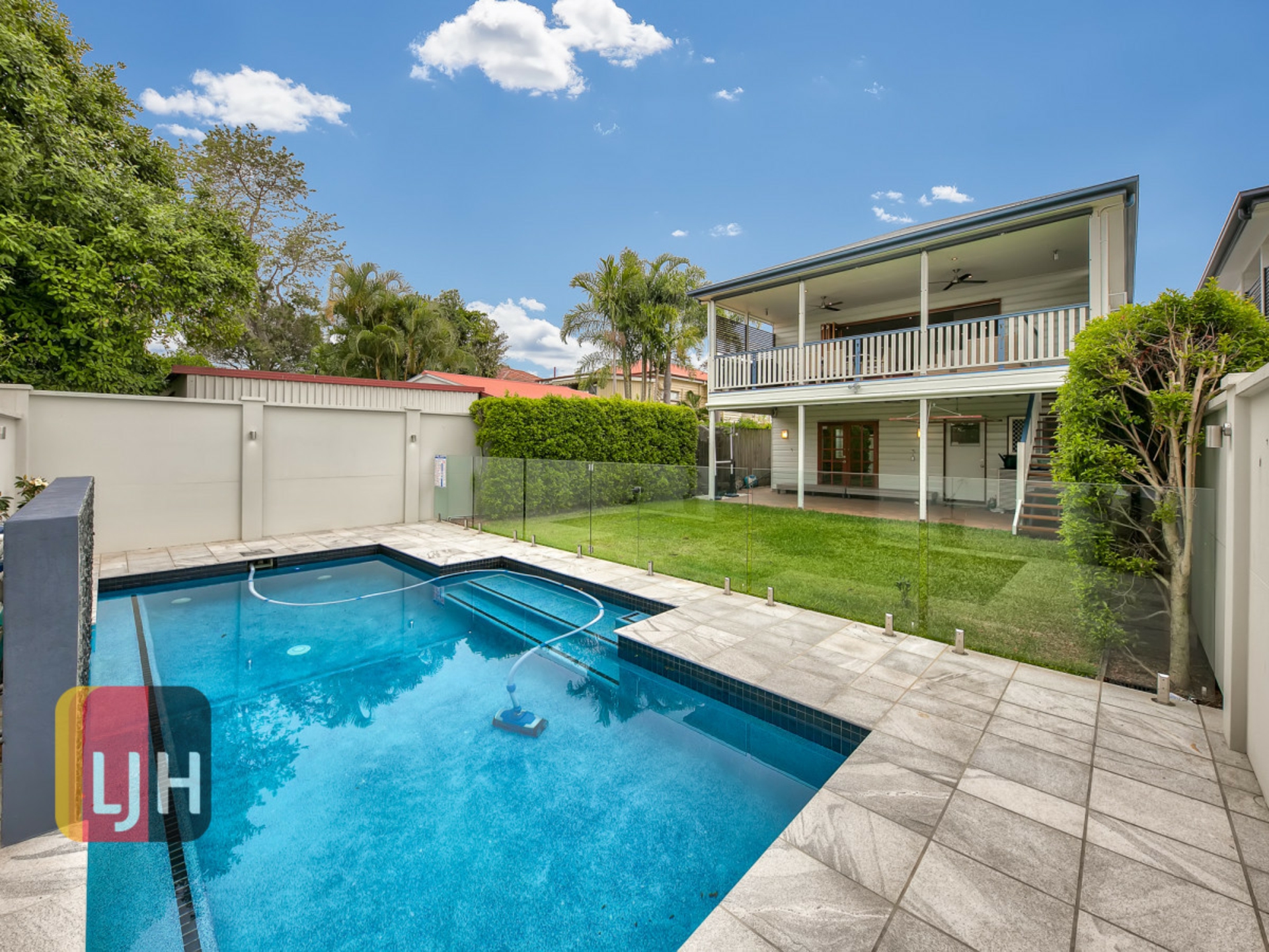 12 Eleventh Avenue, KEDRON
