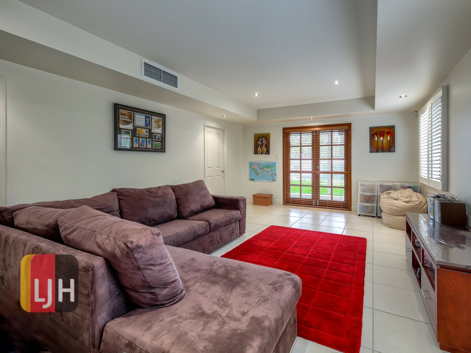 12 Eleventh Avenue, KEDRON