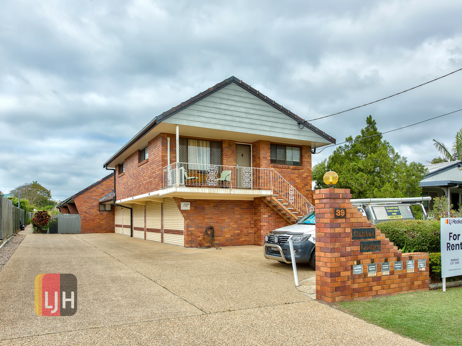 2/39 Ellen Street Woody Point QLD Unit for Rent LJ Hooker