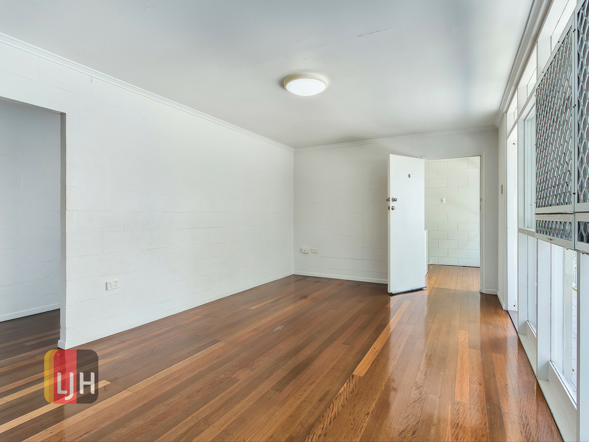 6/115 Kirkland Avenue, COORPAROO