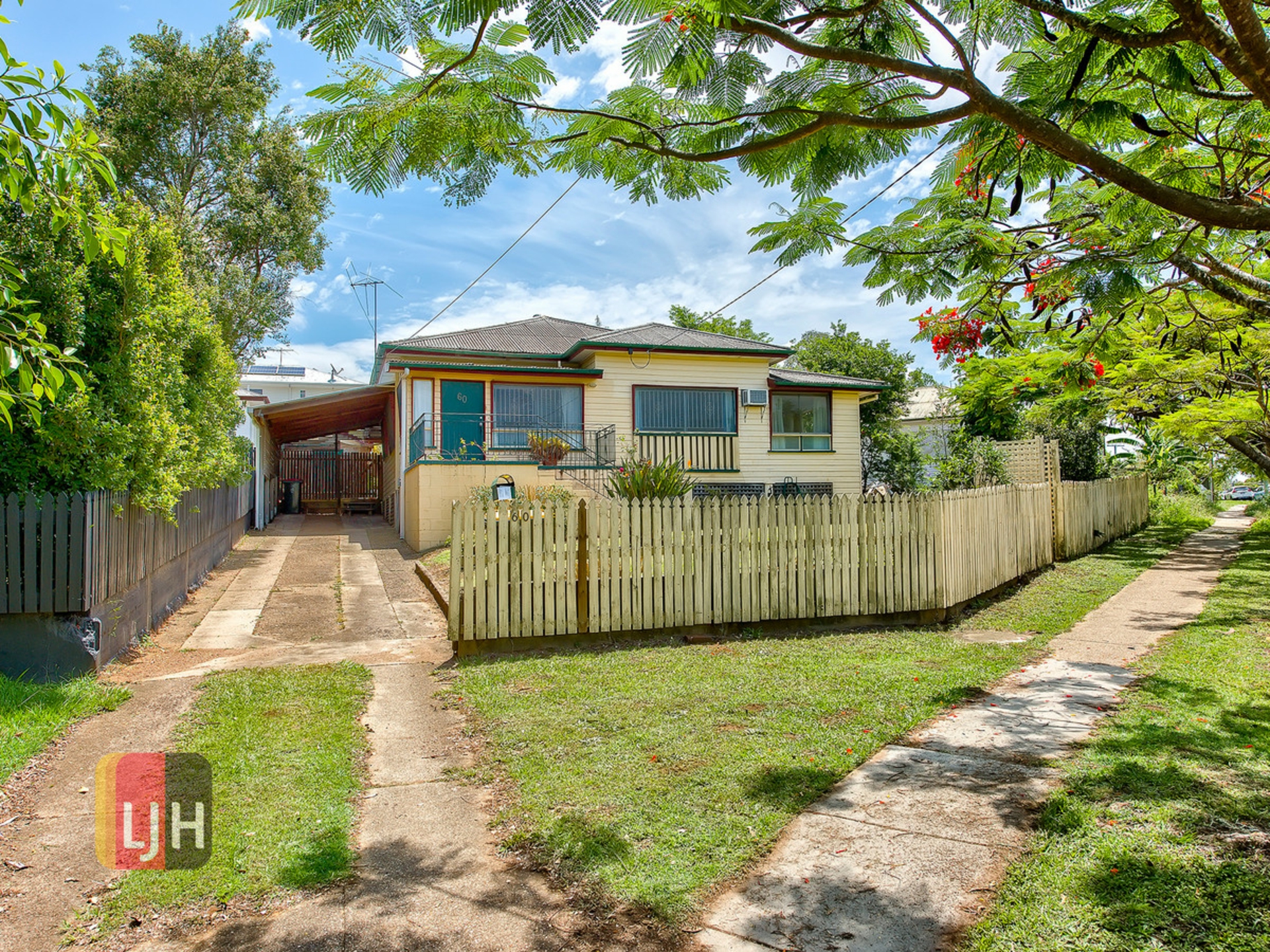60 Blaker Road, MITCHELTON