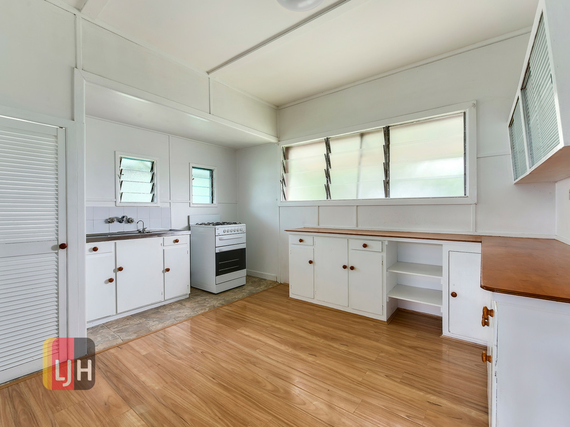 60 Blaker Road, MITCHELTON