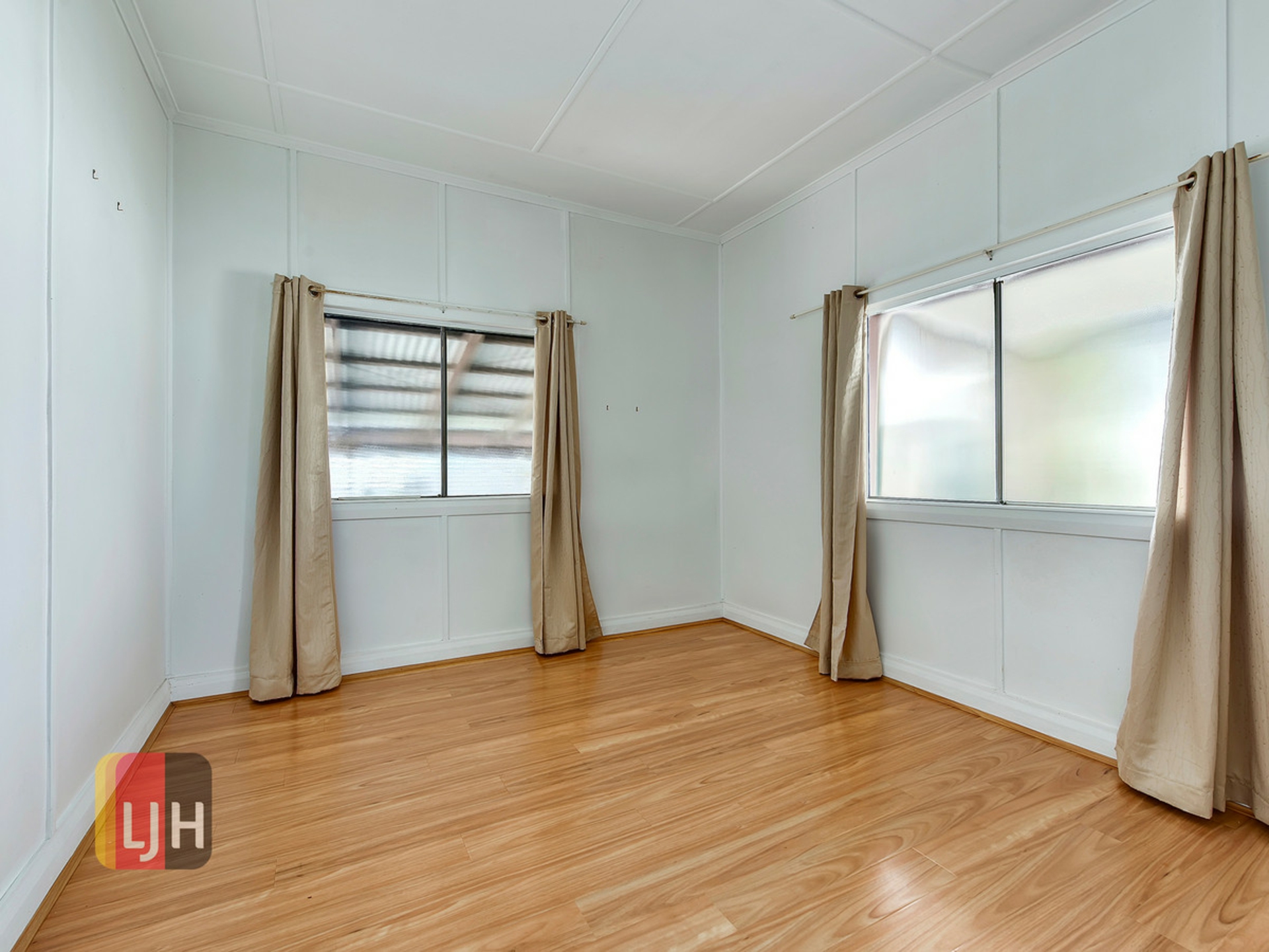 60 Blaker Road, MITCHELTON