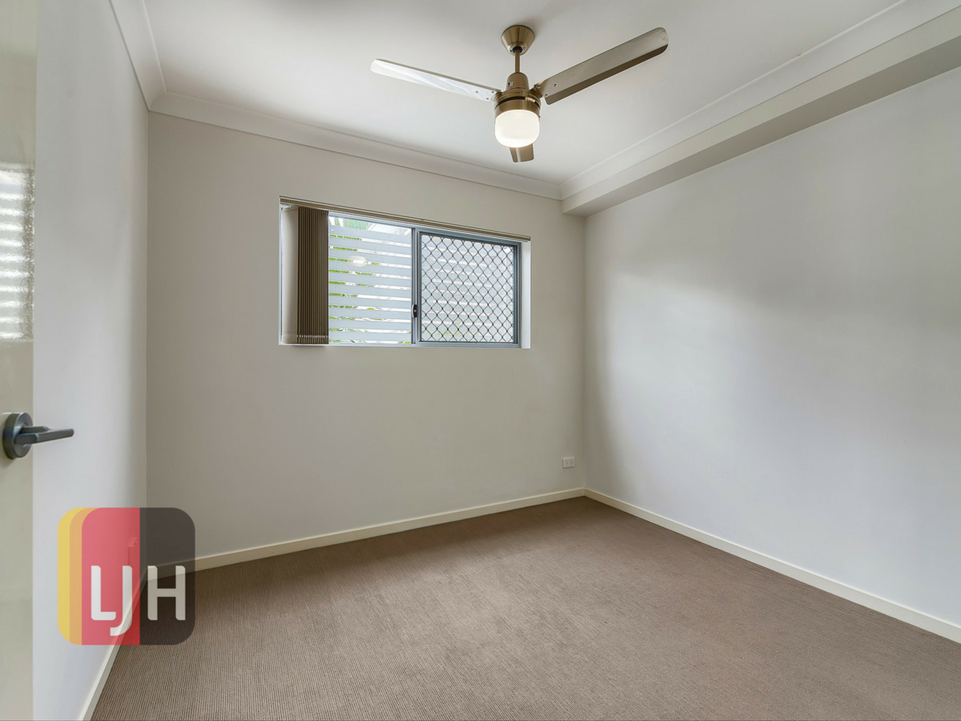 3/22 School Road, STAFFORD