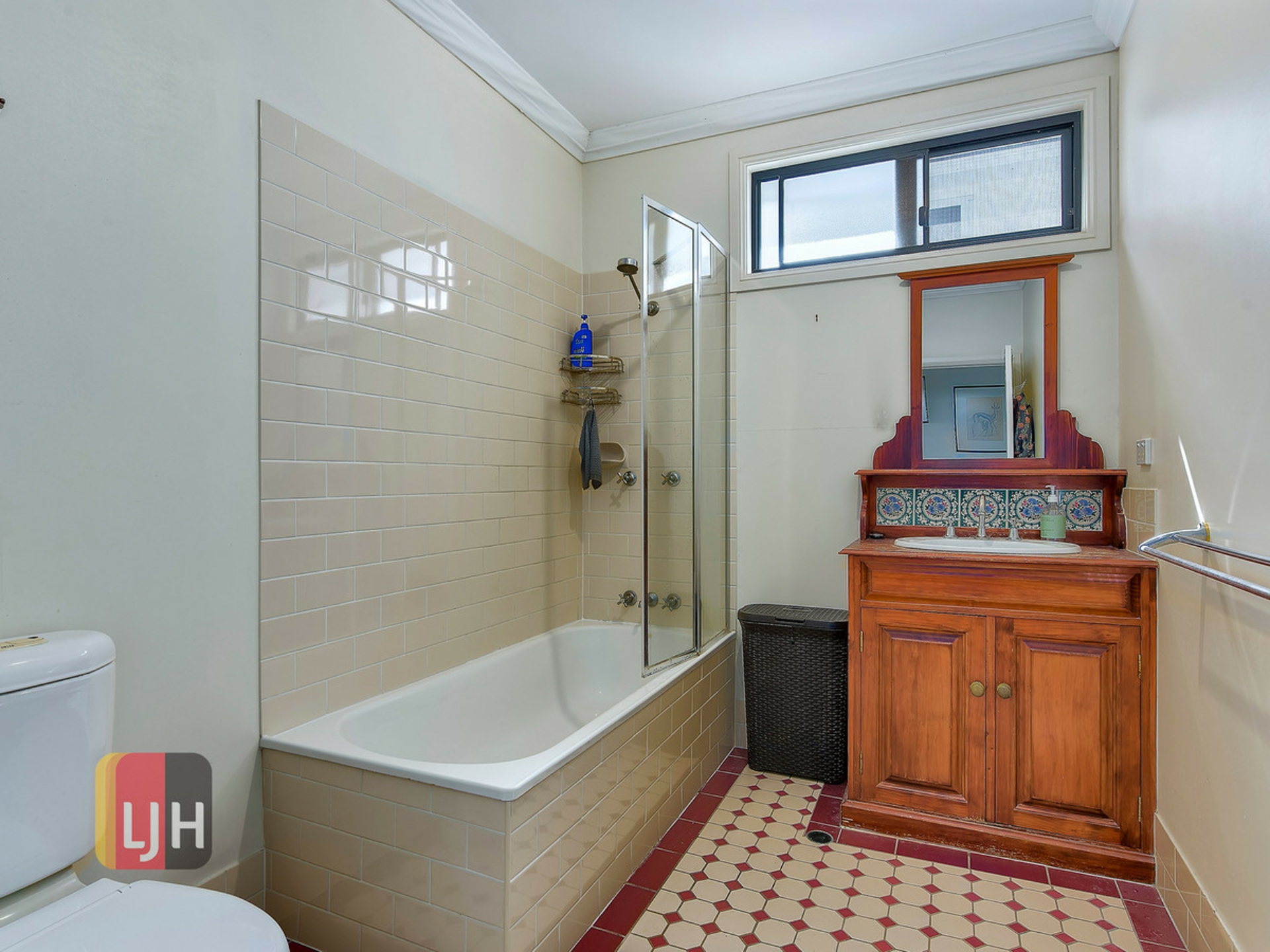 26 Twelfth Avenue, KEDRON