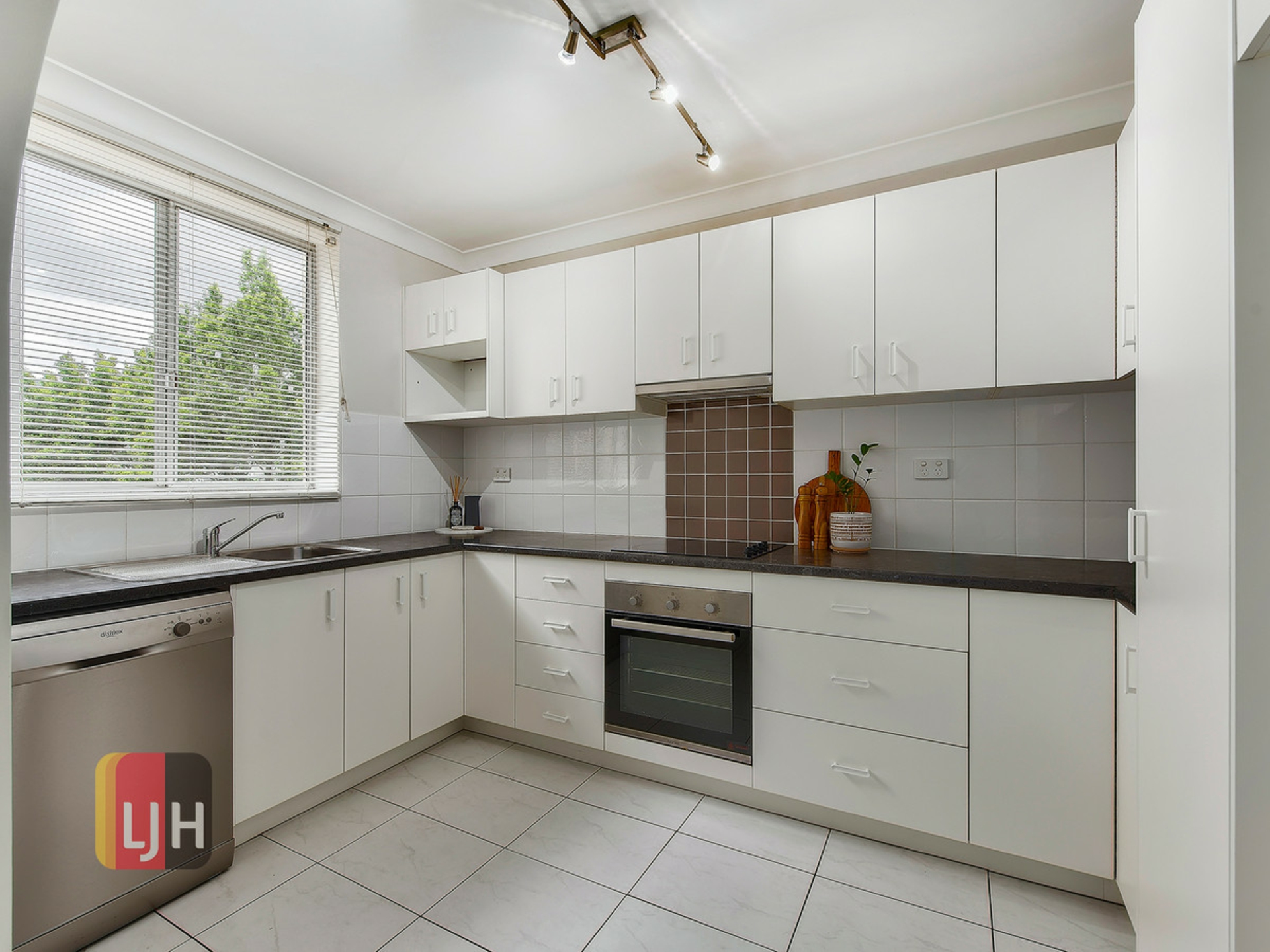 2/34 Lade Street, GAYTHORNE