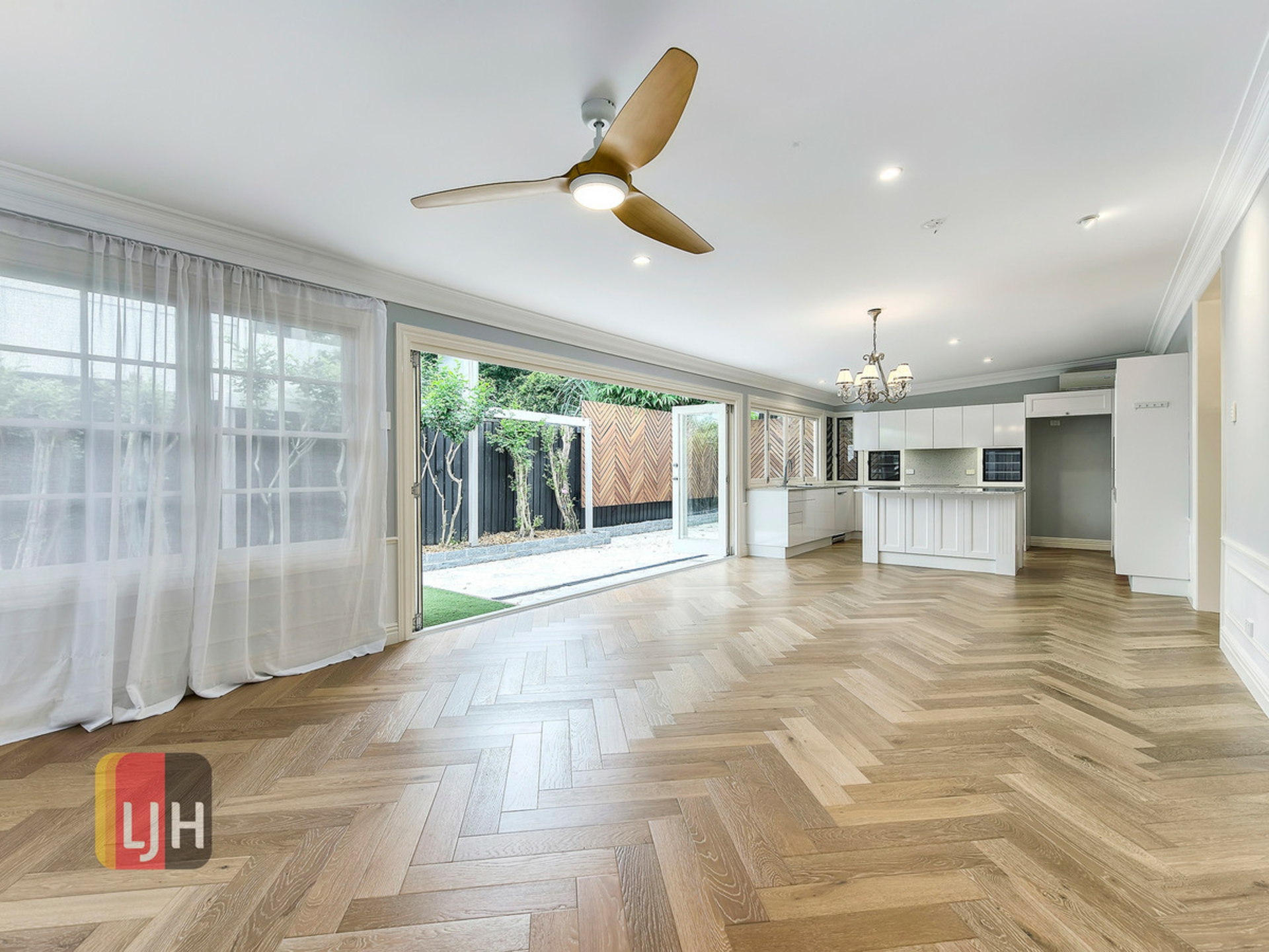 24 Tindal Street, GORDON PARK