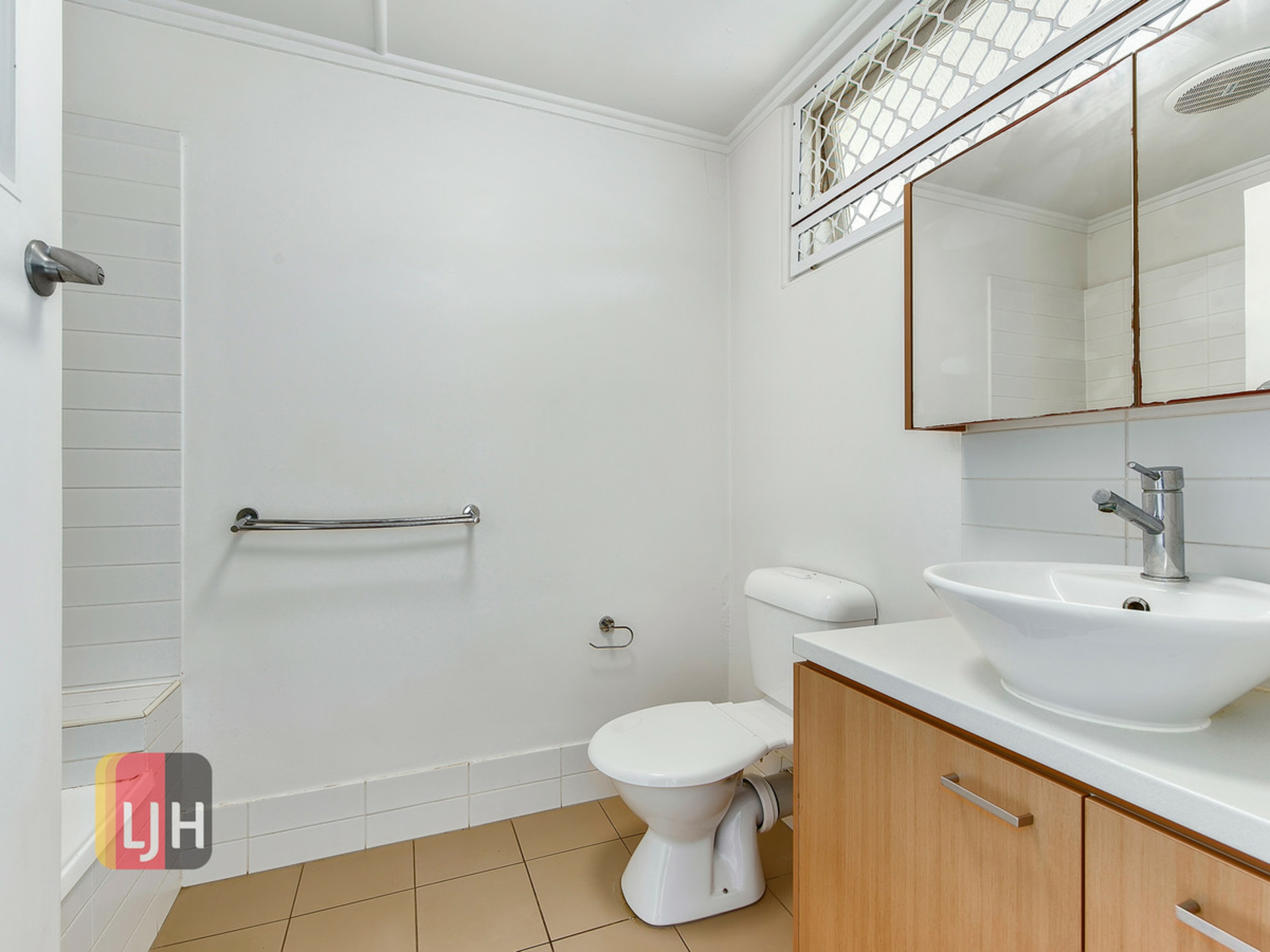 6/115 Kirkland Avenue, COORPAROO