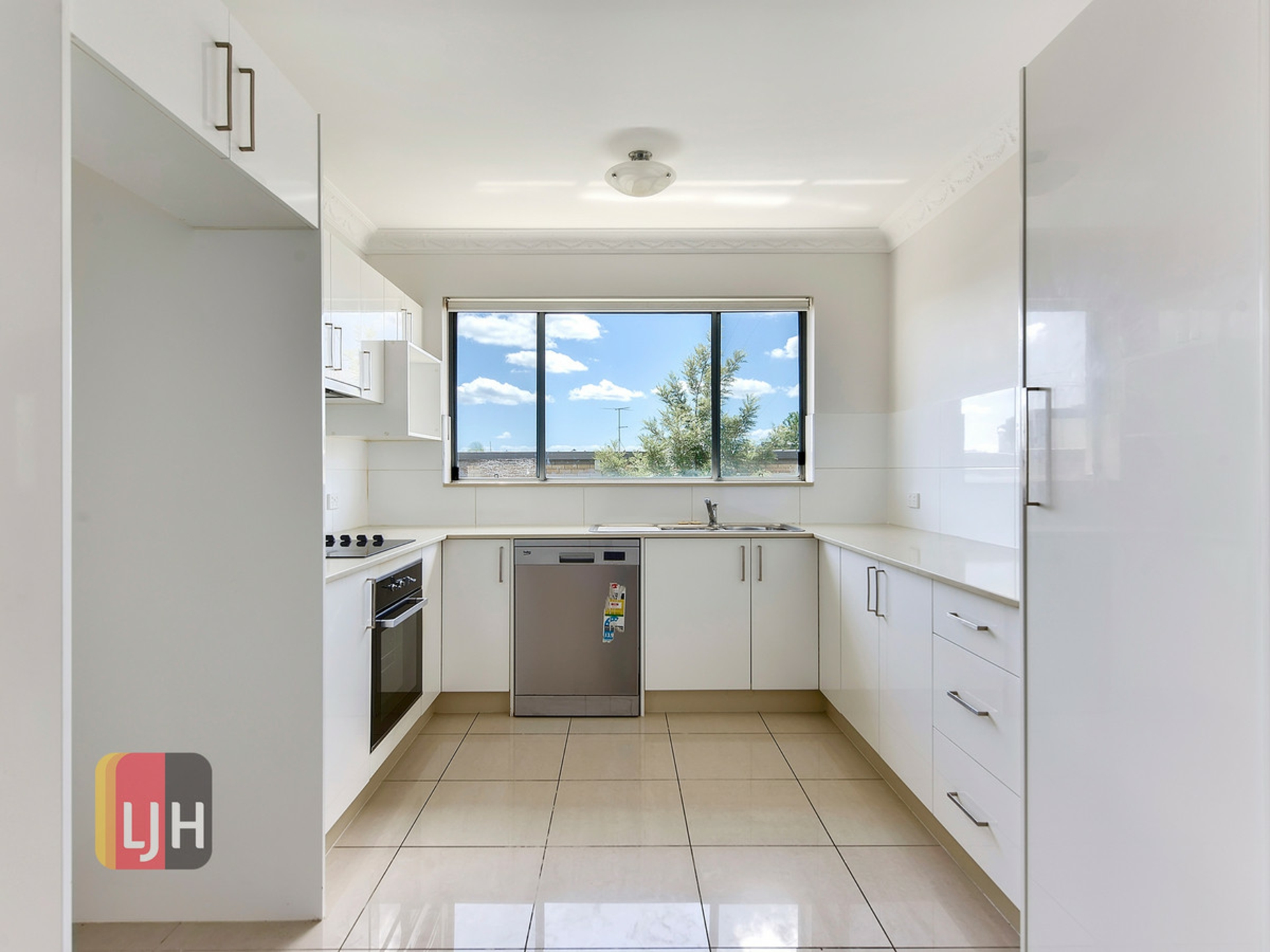6/11 Legeyt Street, WINDSOR