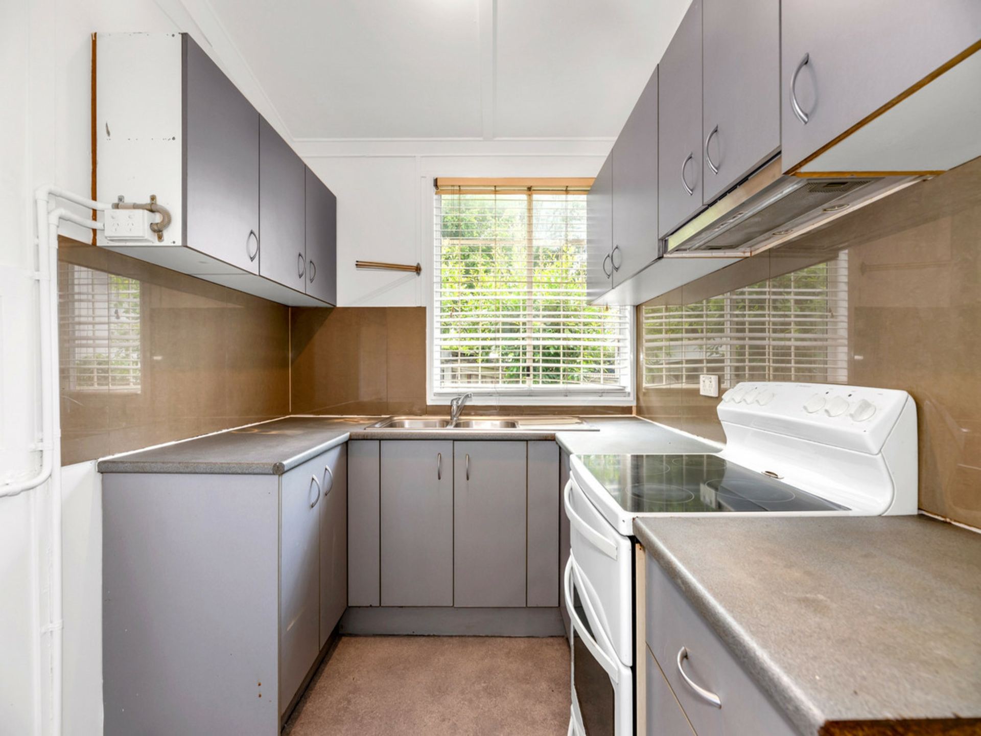 2/85 Stewart Road, ASHGROVE