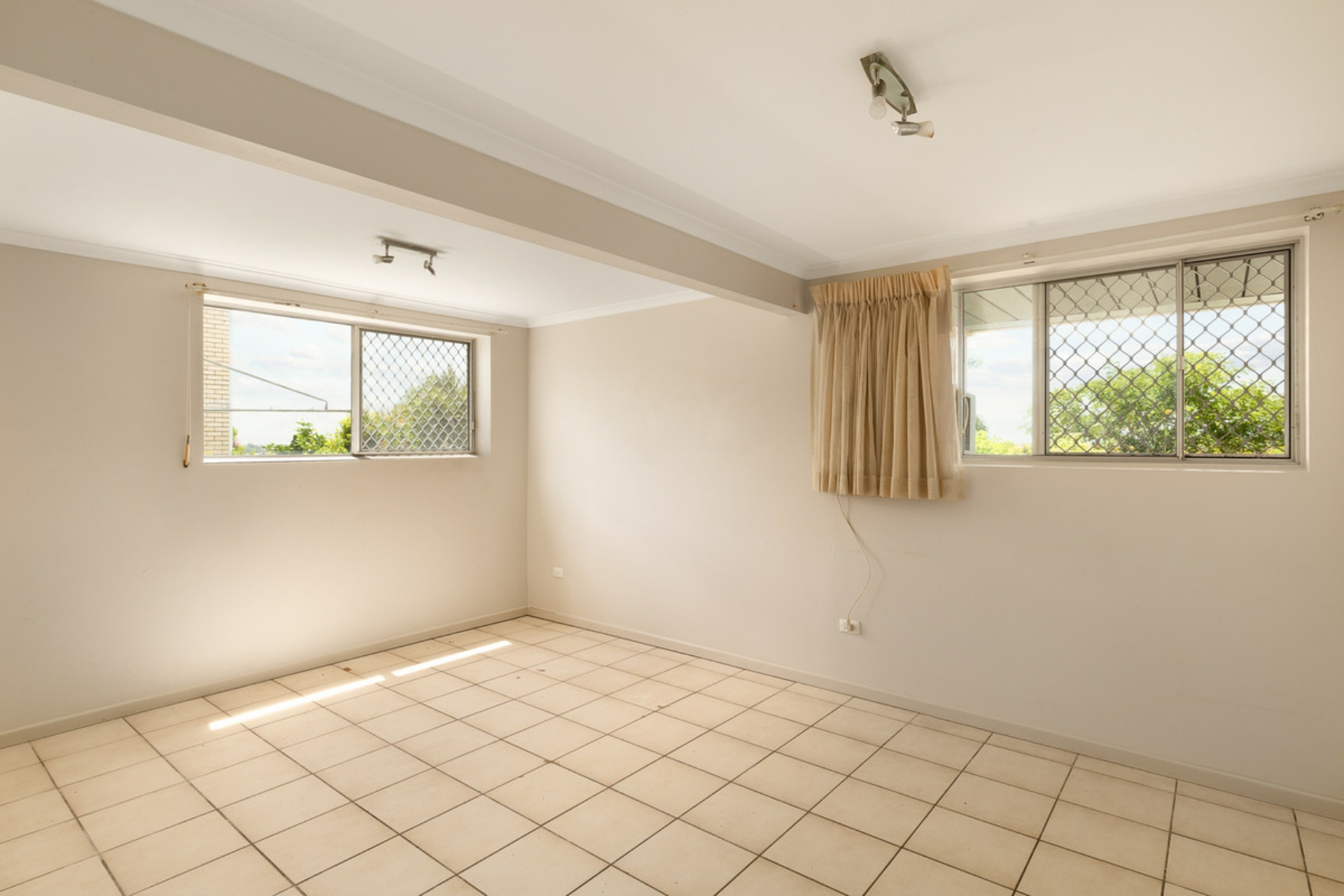 9 Belfort Street, STAFFORD HEIGHTS