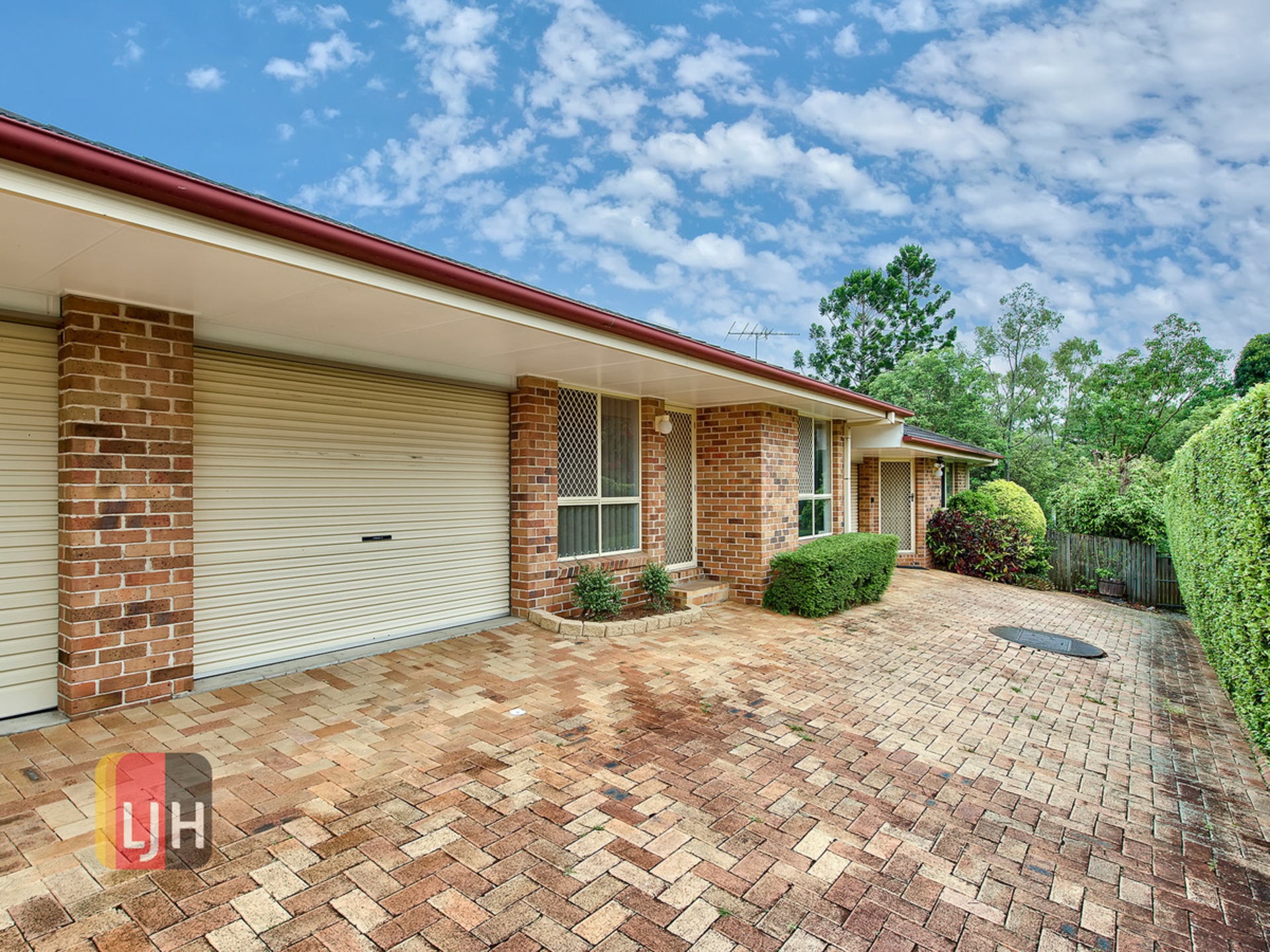 2/10 Rhodes Street, STAFFORD
