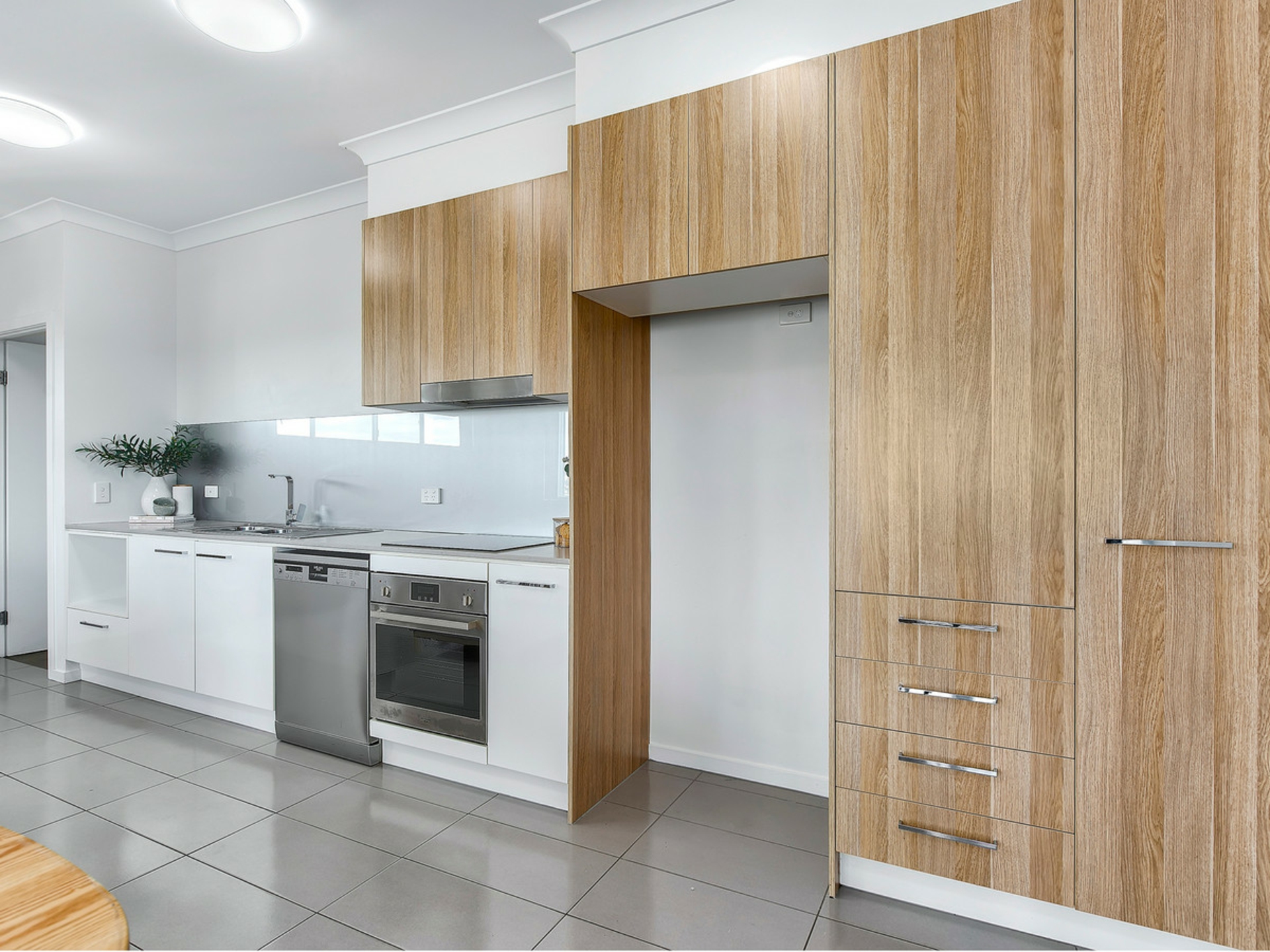 27/21 HIGH Street, LUTWYCHE