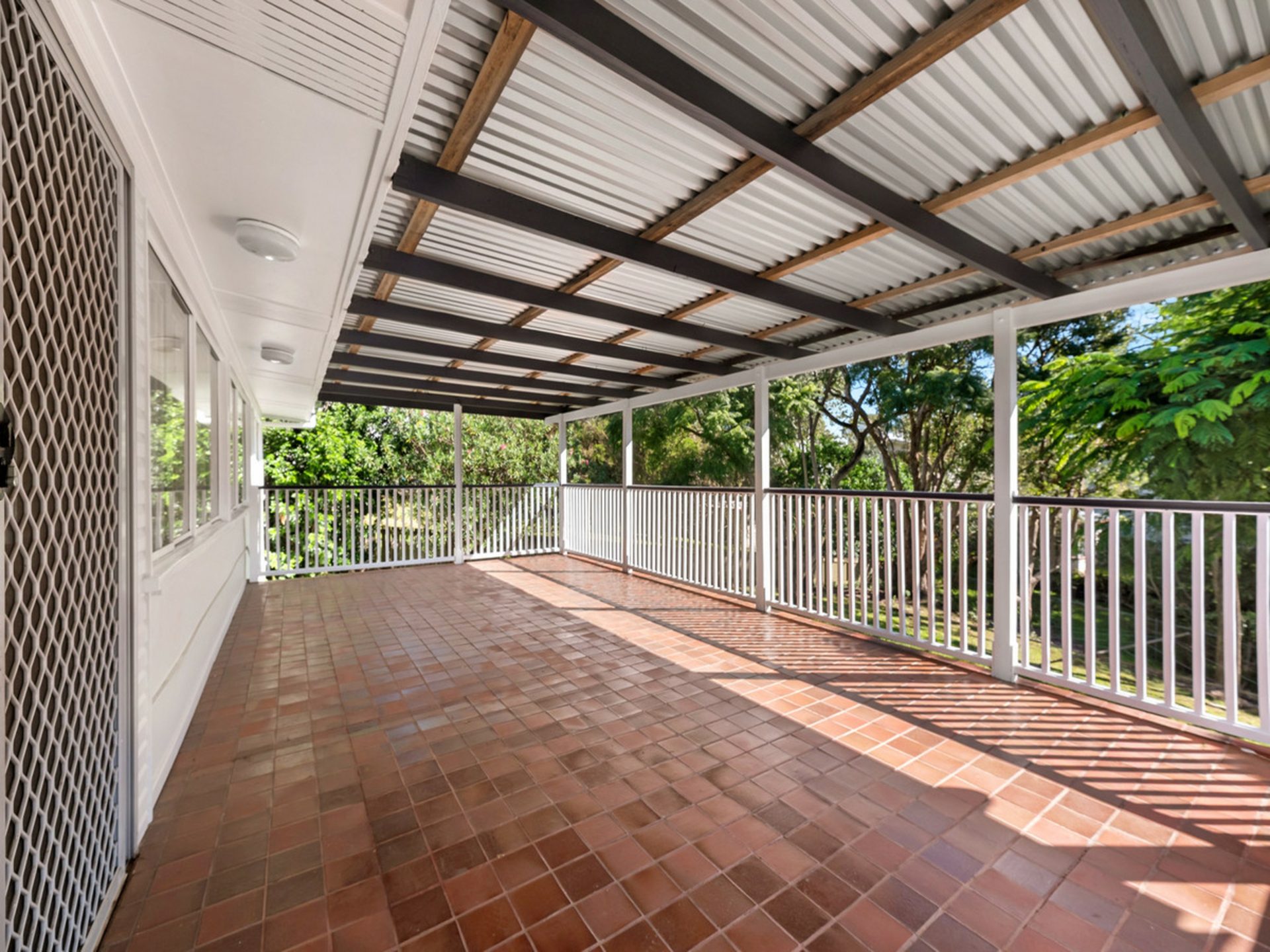 105 Wilgarning Street, STAFFORD HEIGHTS
