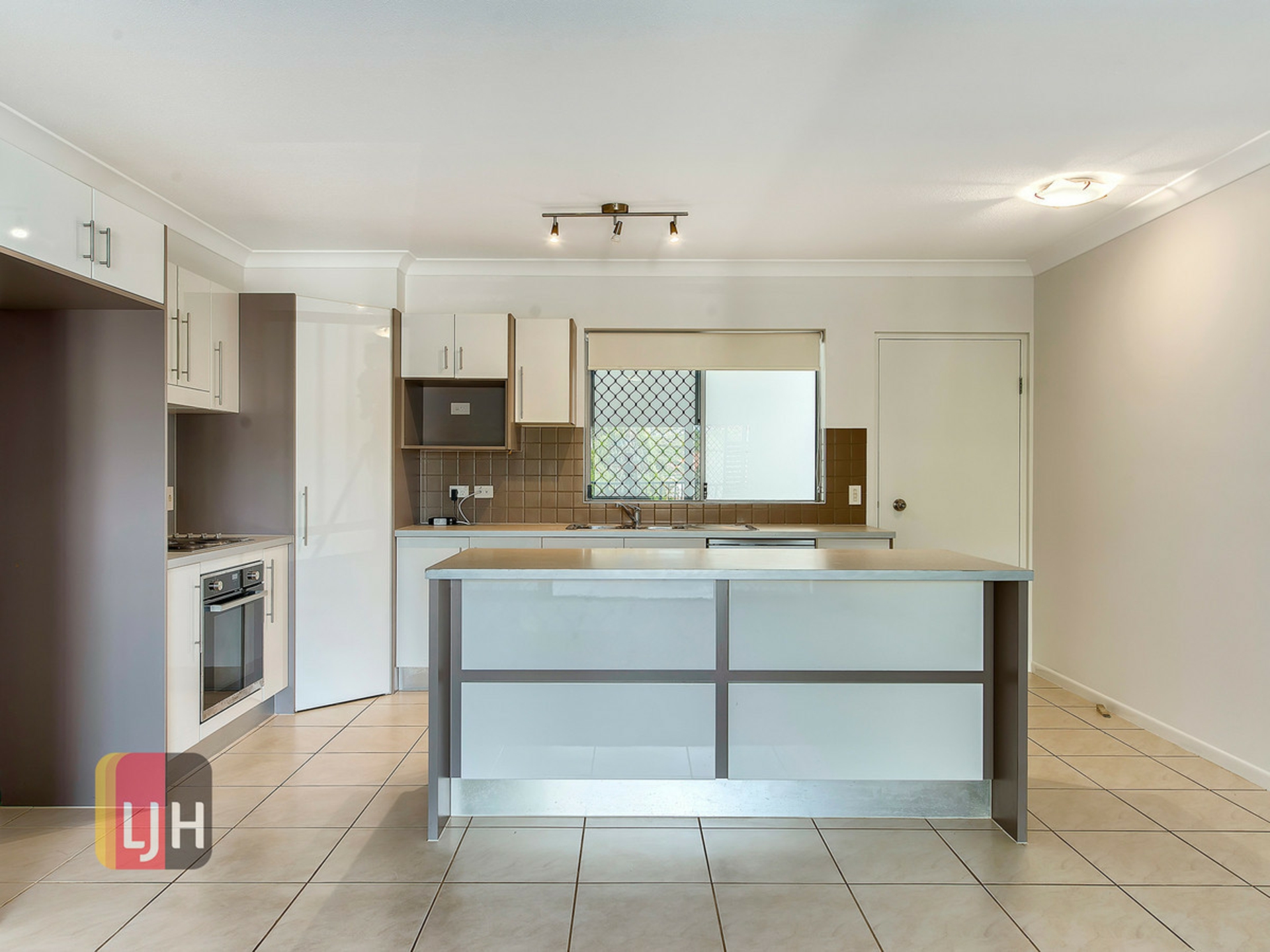 6/111 Samford Road, ENOGGERA